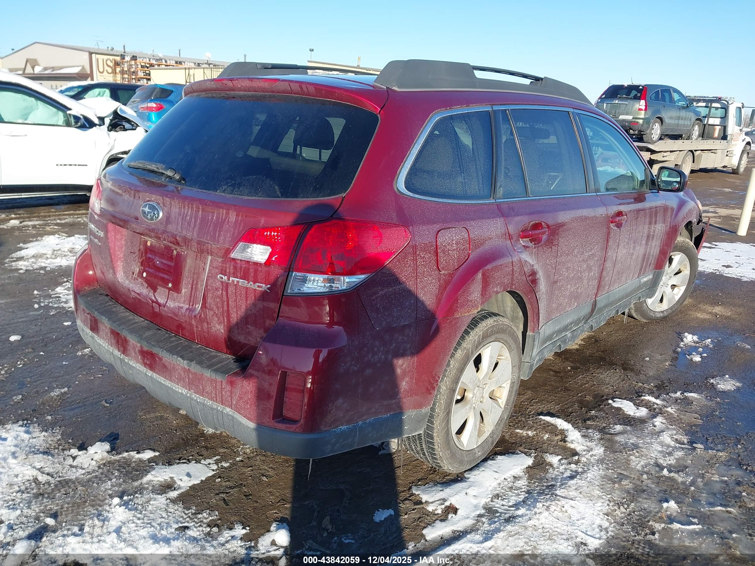 SUBARU OUTBACK image 4