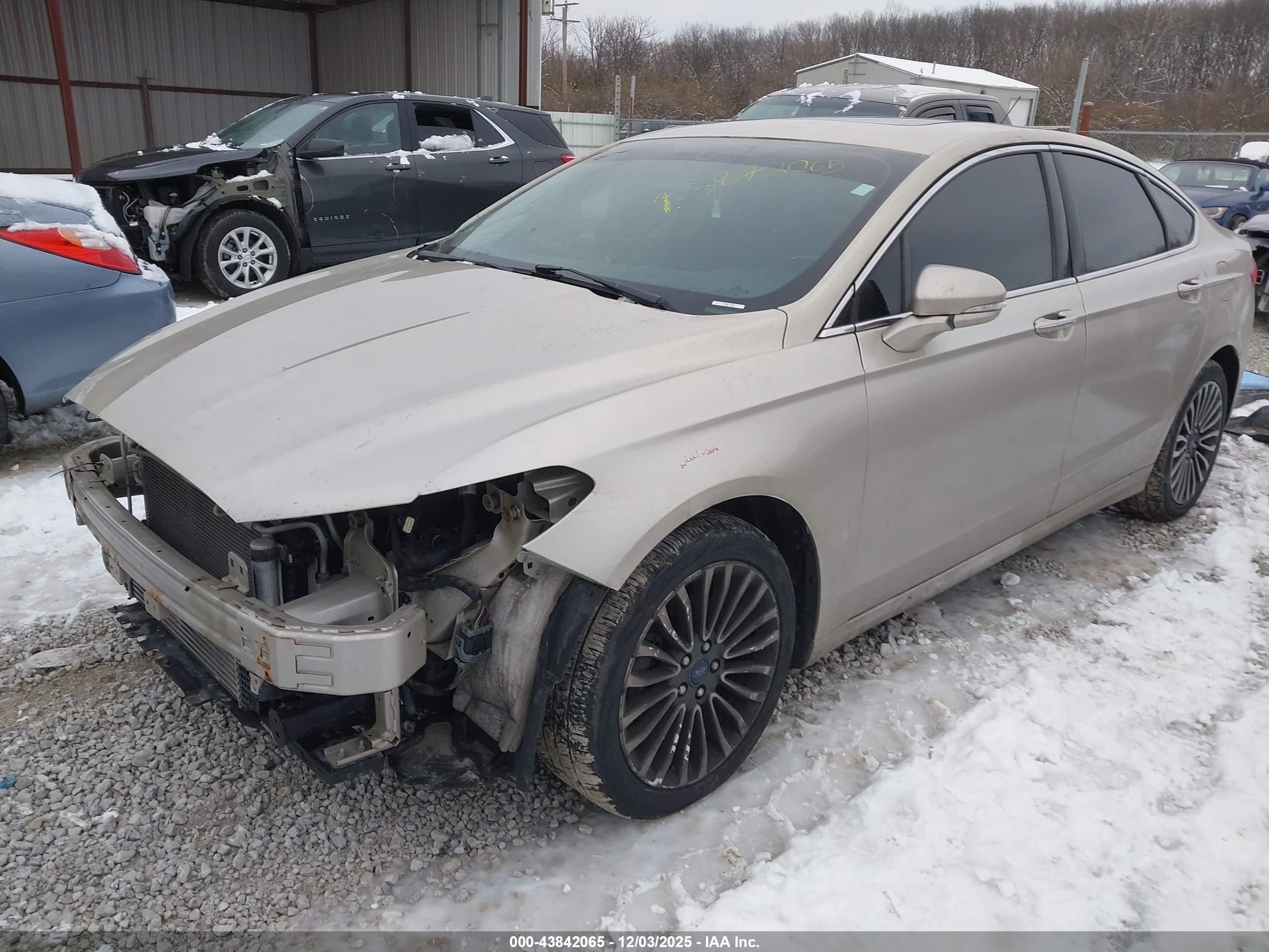 FORD FUSION image 2