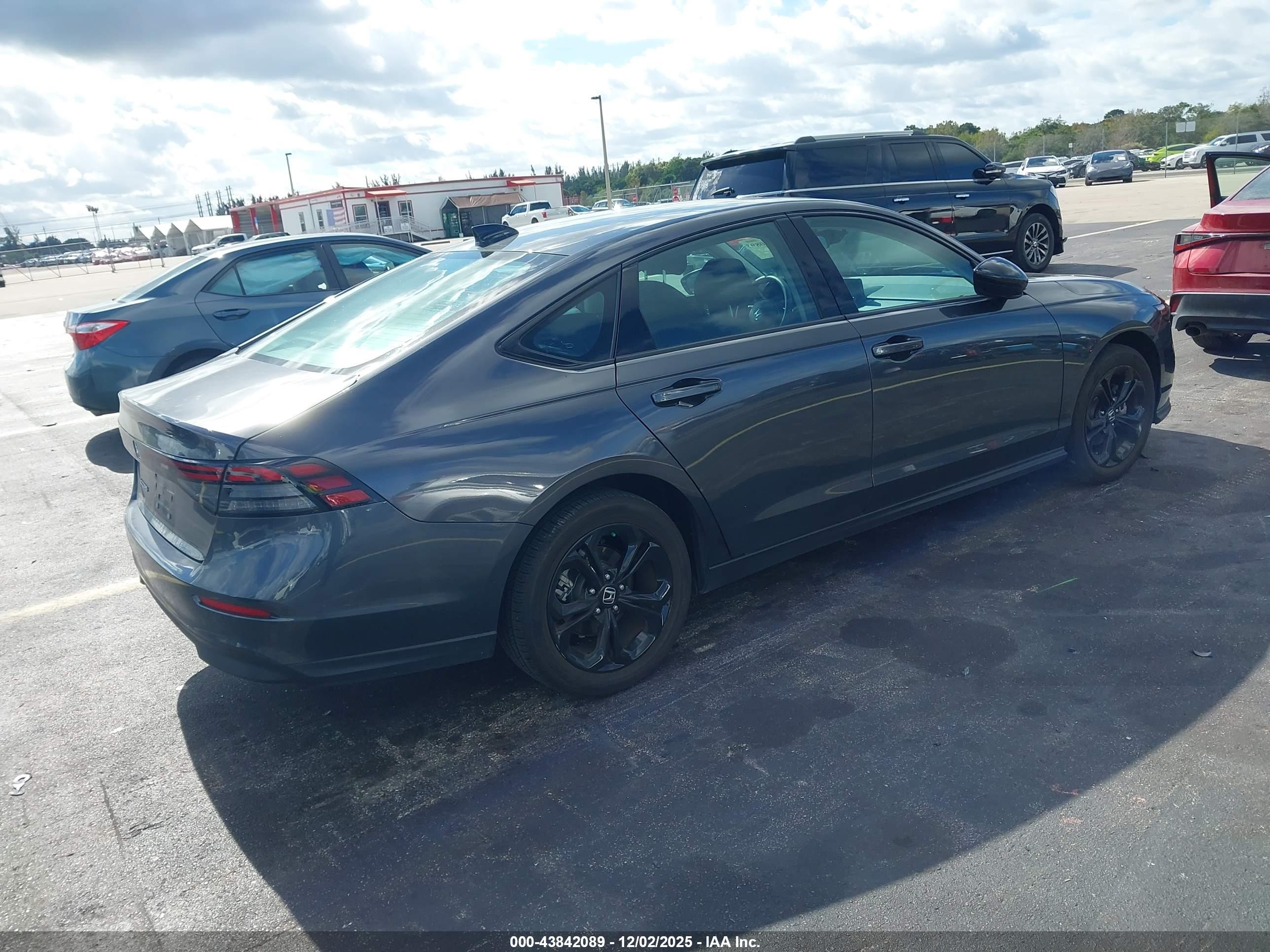 HONDA ACCORD image 4