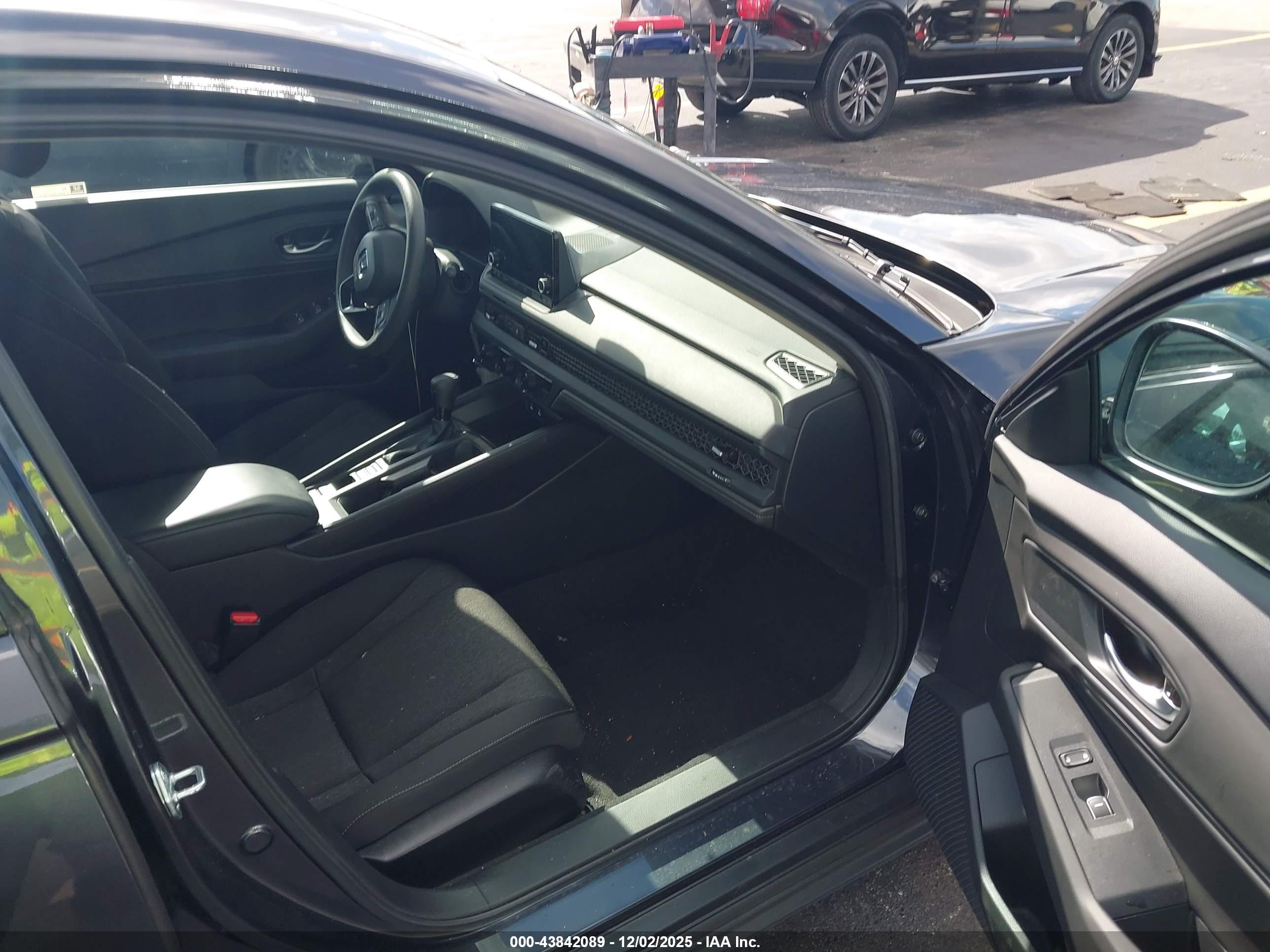 HONDA ACCORD image 5