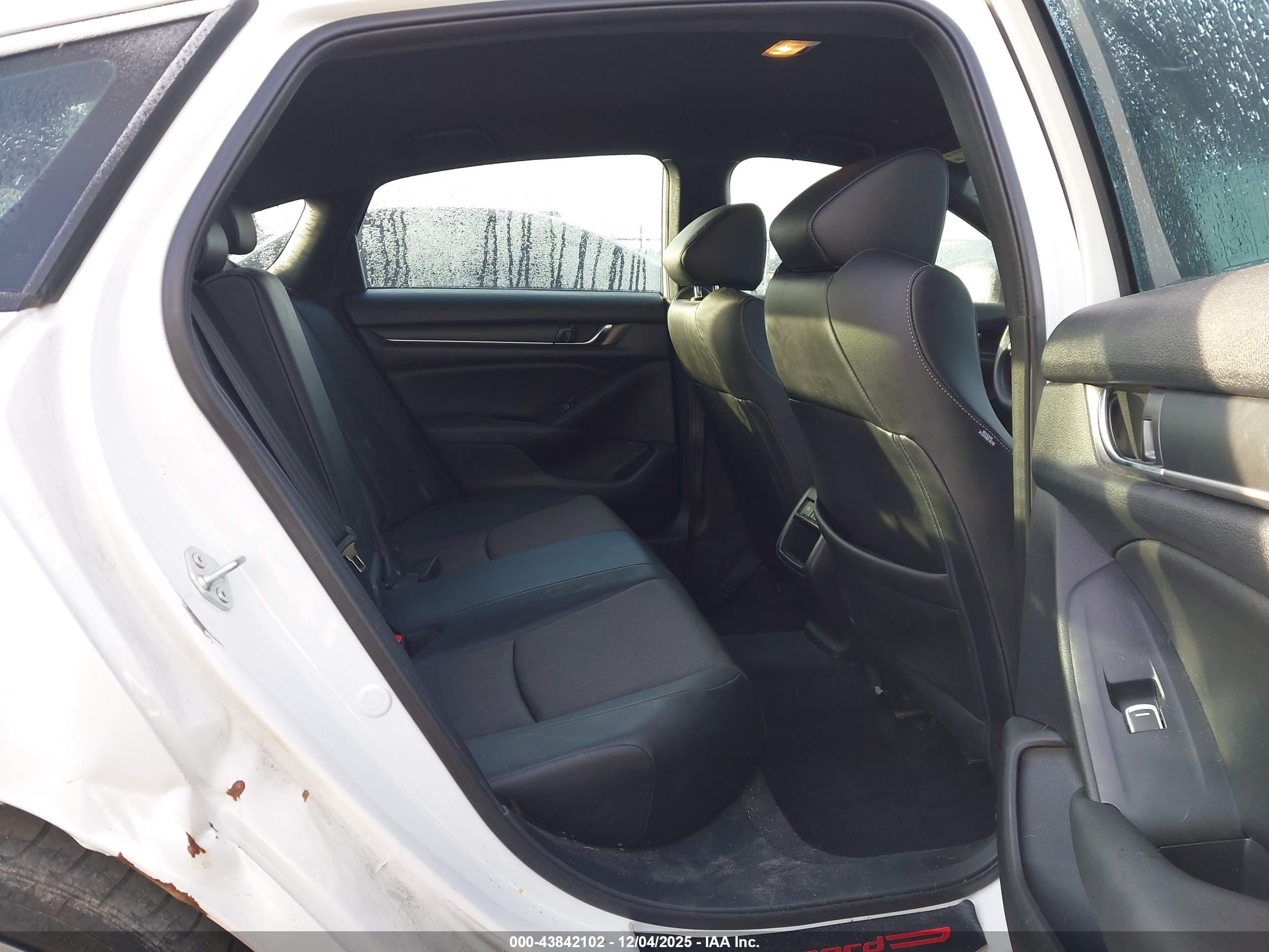 HONDA ACCORD image 8