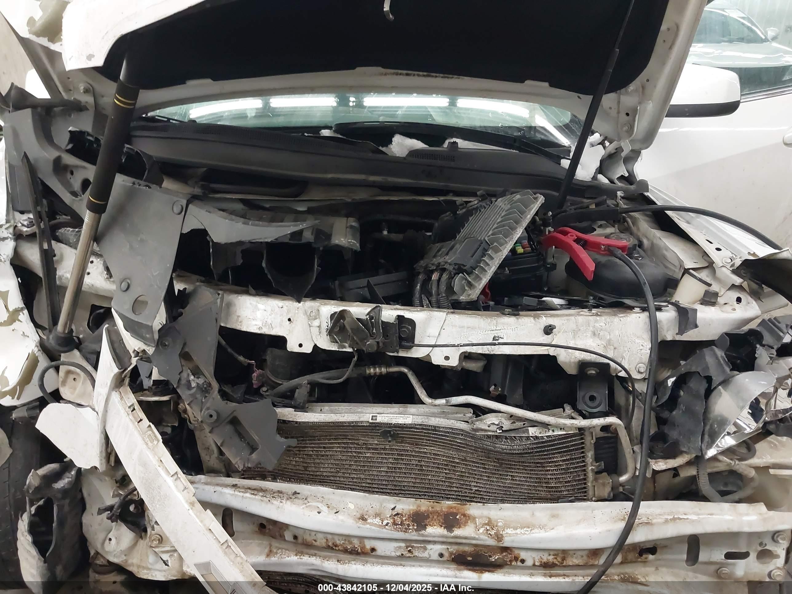 CHEVROLET EQUINOX image 10