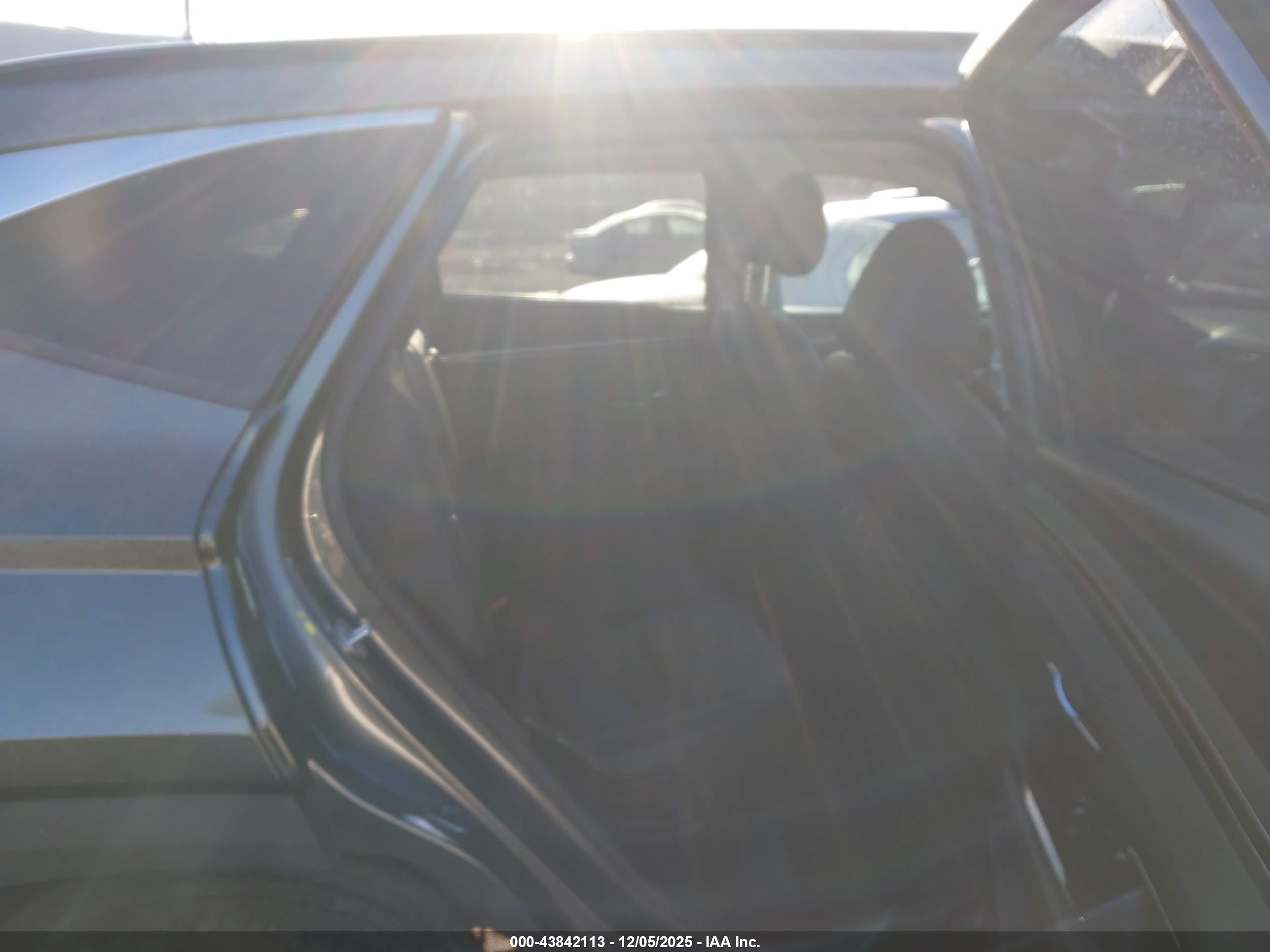 HYUNDAI TUCSON image 8