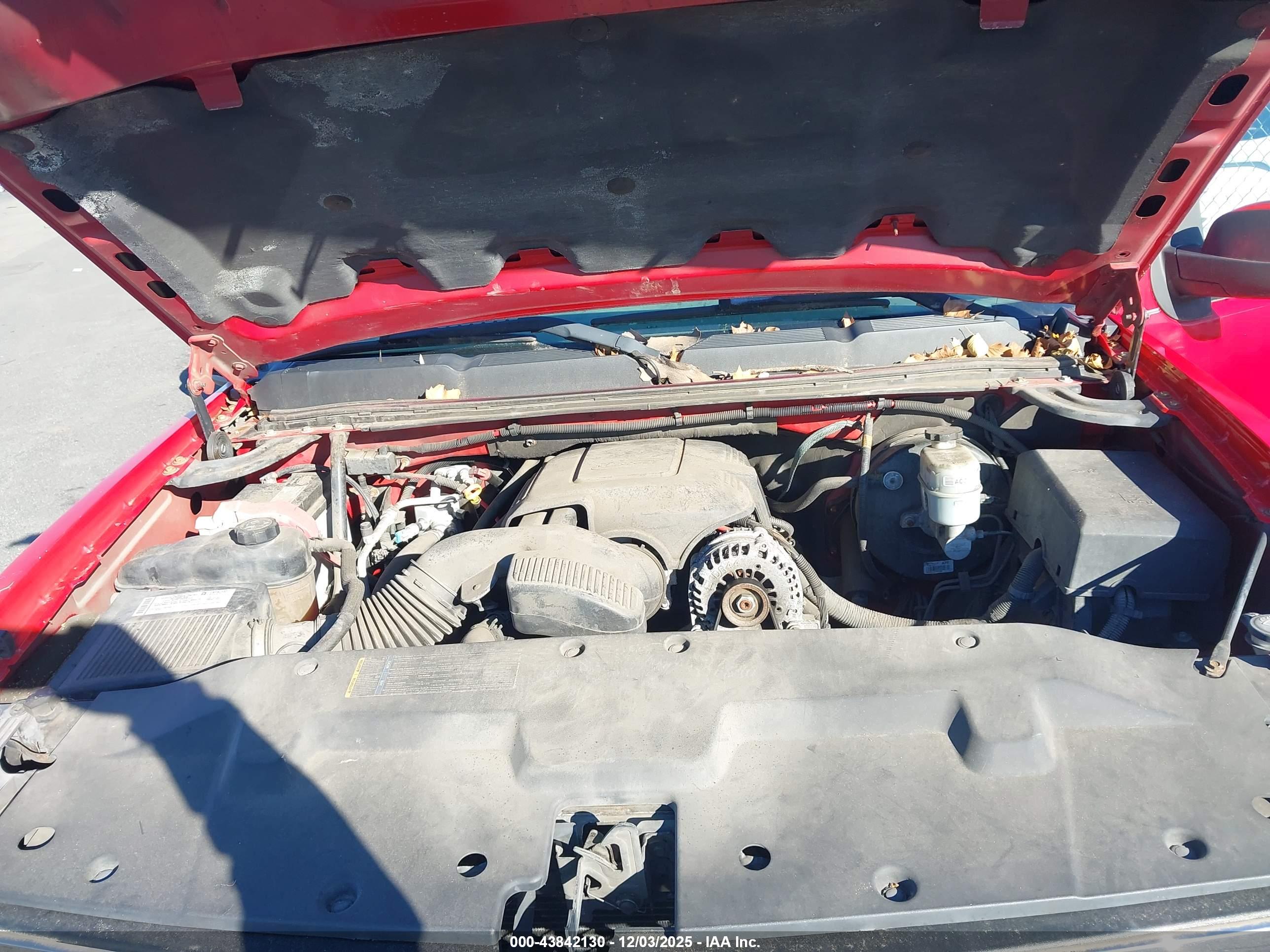 CHEVROLET SILVERADO image 10