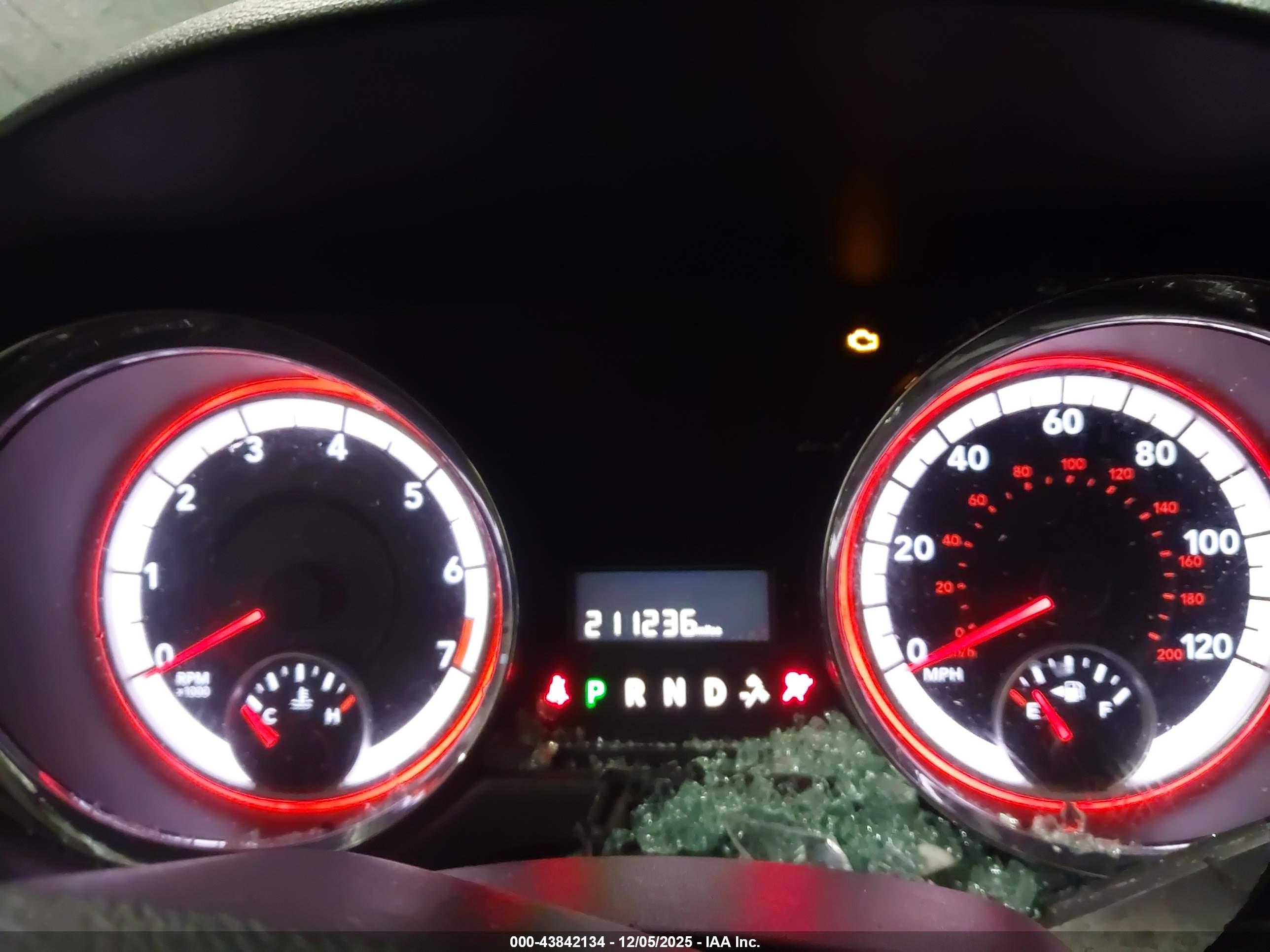 DODGE GRAND image 7