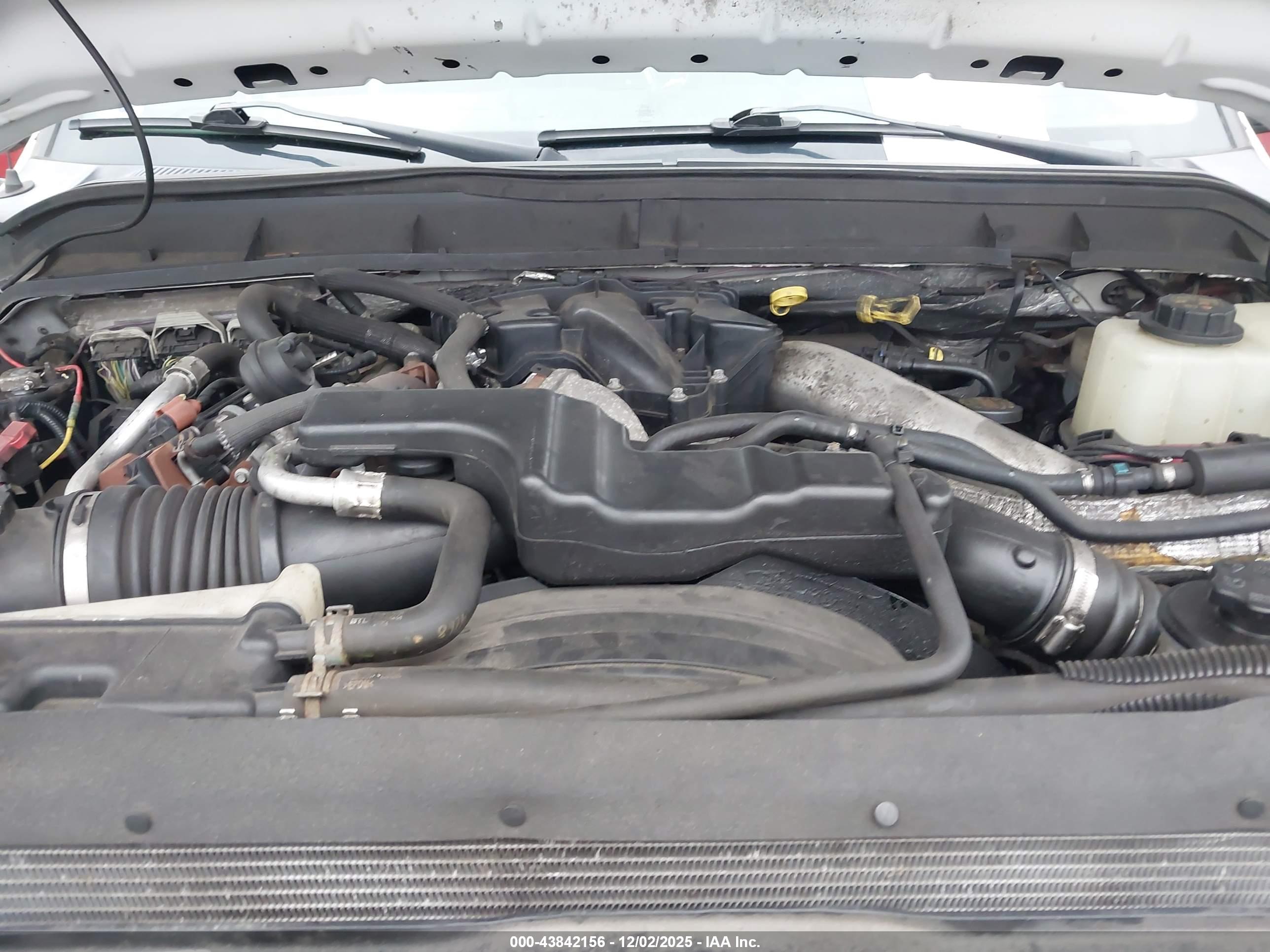 FORD F-550 image 10