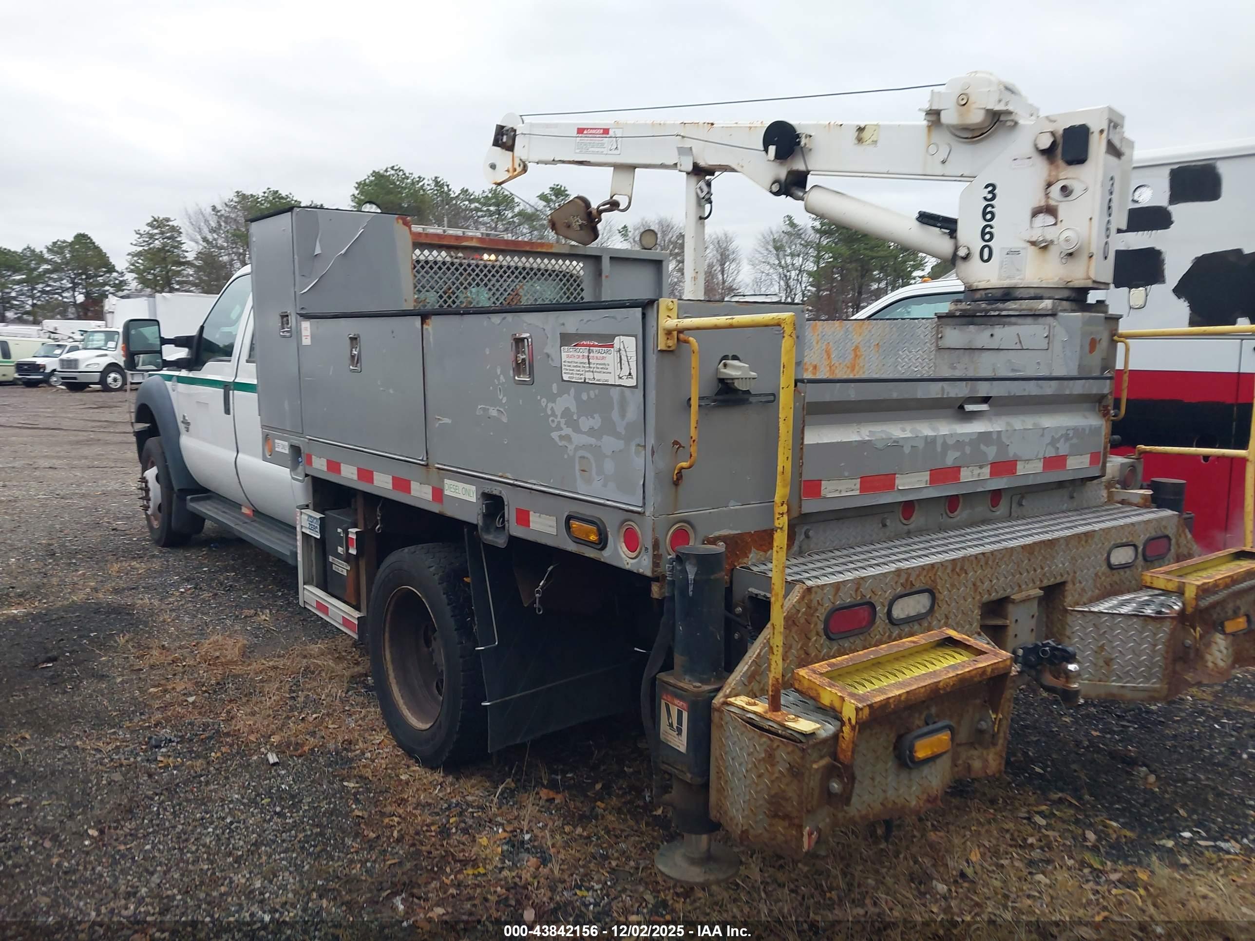 FORD F-550 image 3