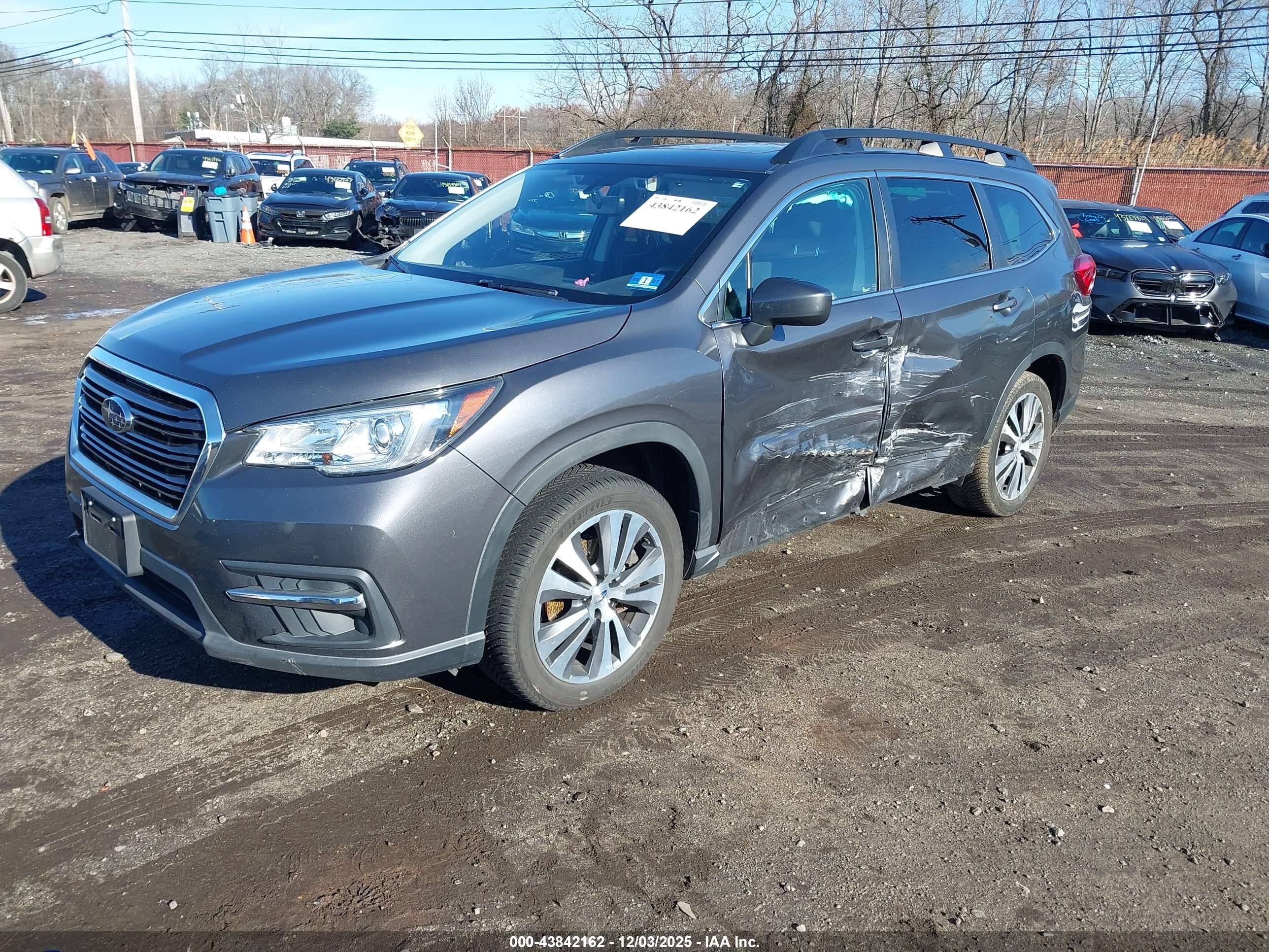 SUBARU ASCENT image 2