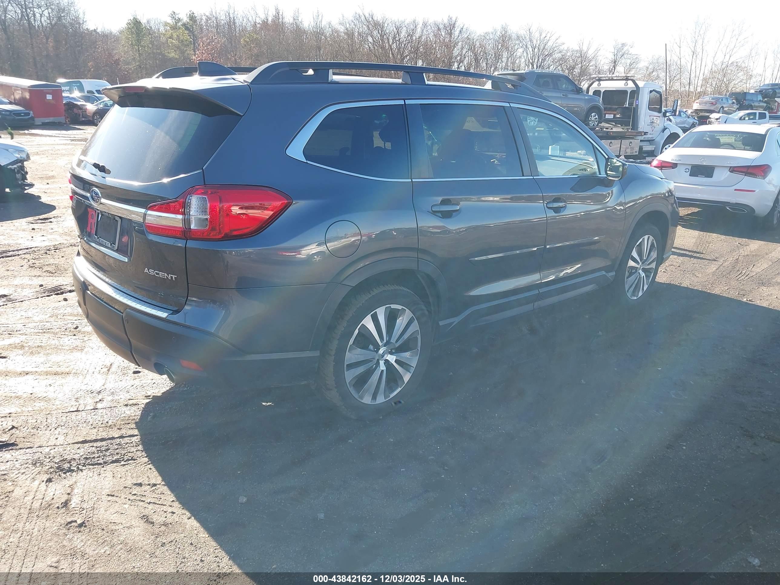 SUBARU ASCENT image 4