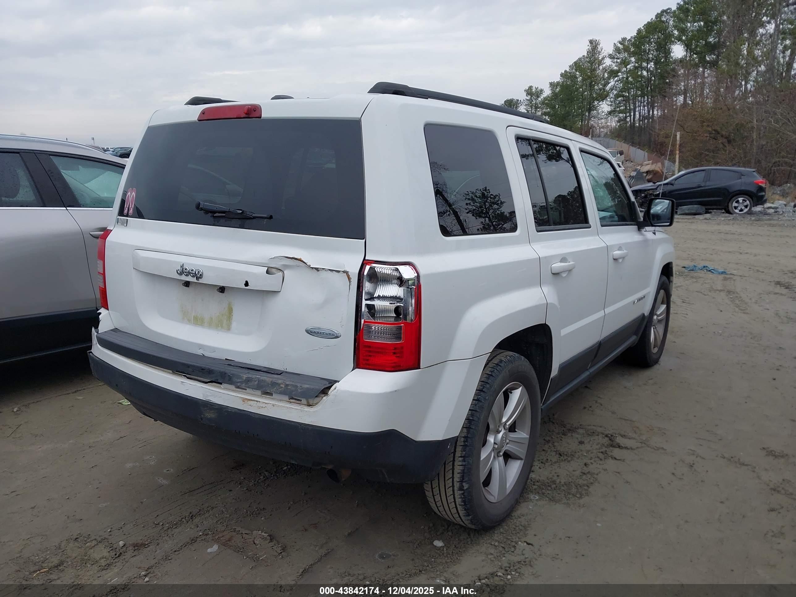 JEEP PATRIOT image 4