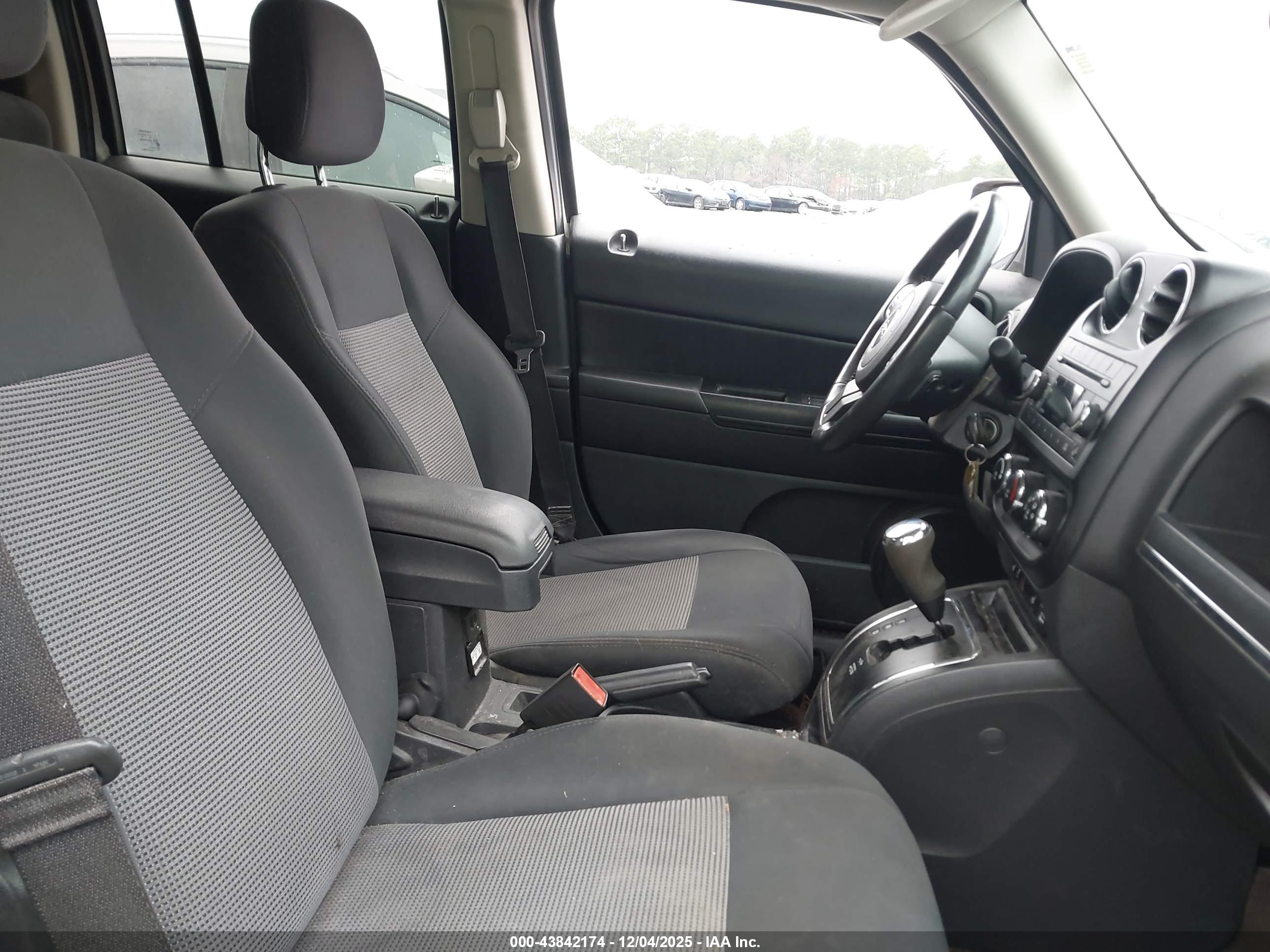 JEEP PATRIOT image 5