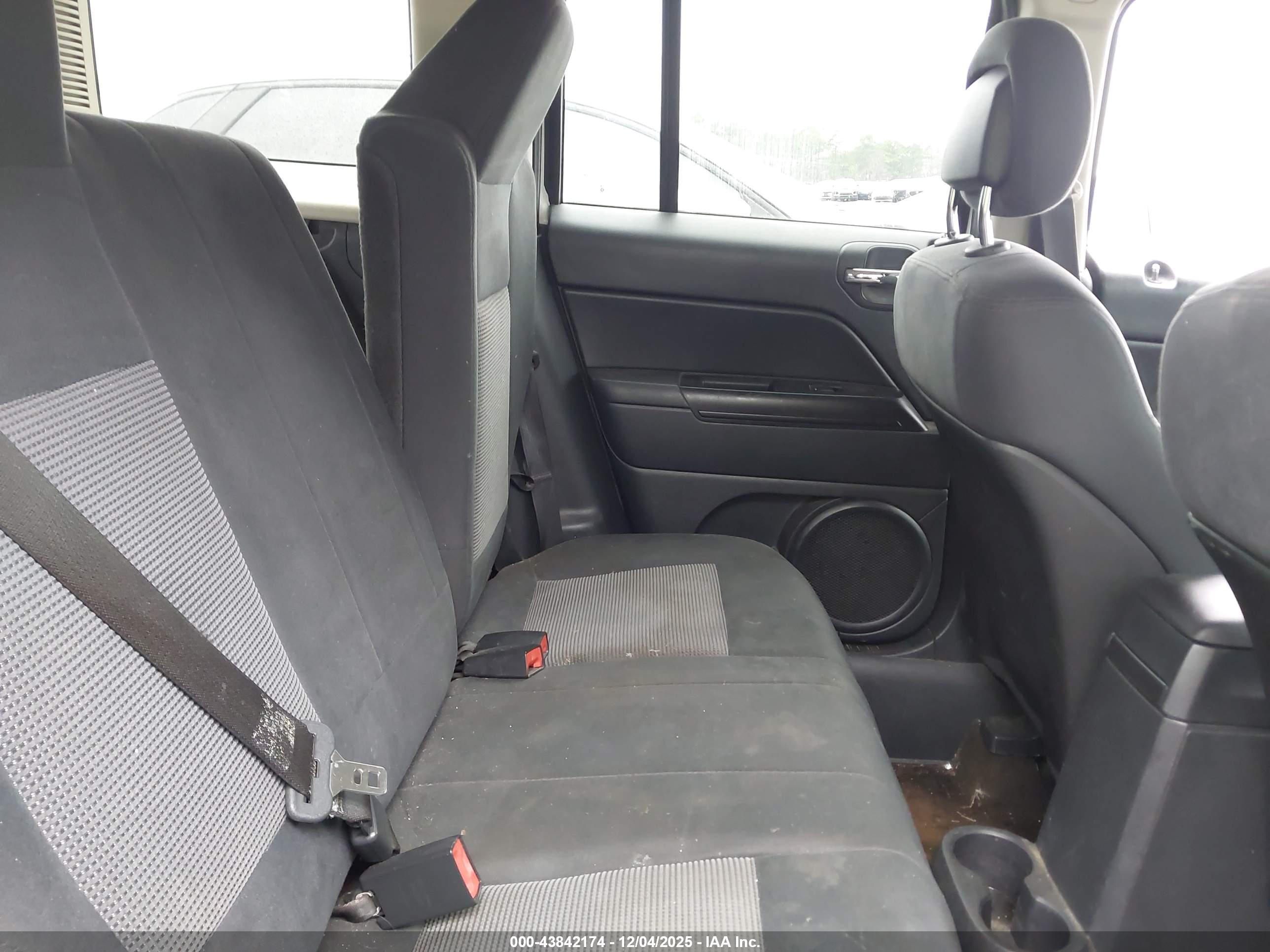 JEEP PATRIOT image 8