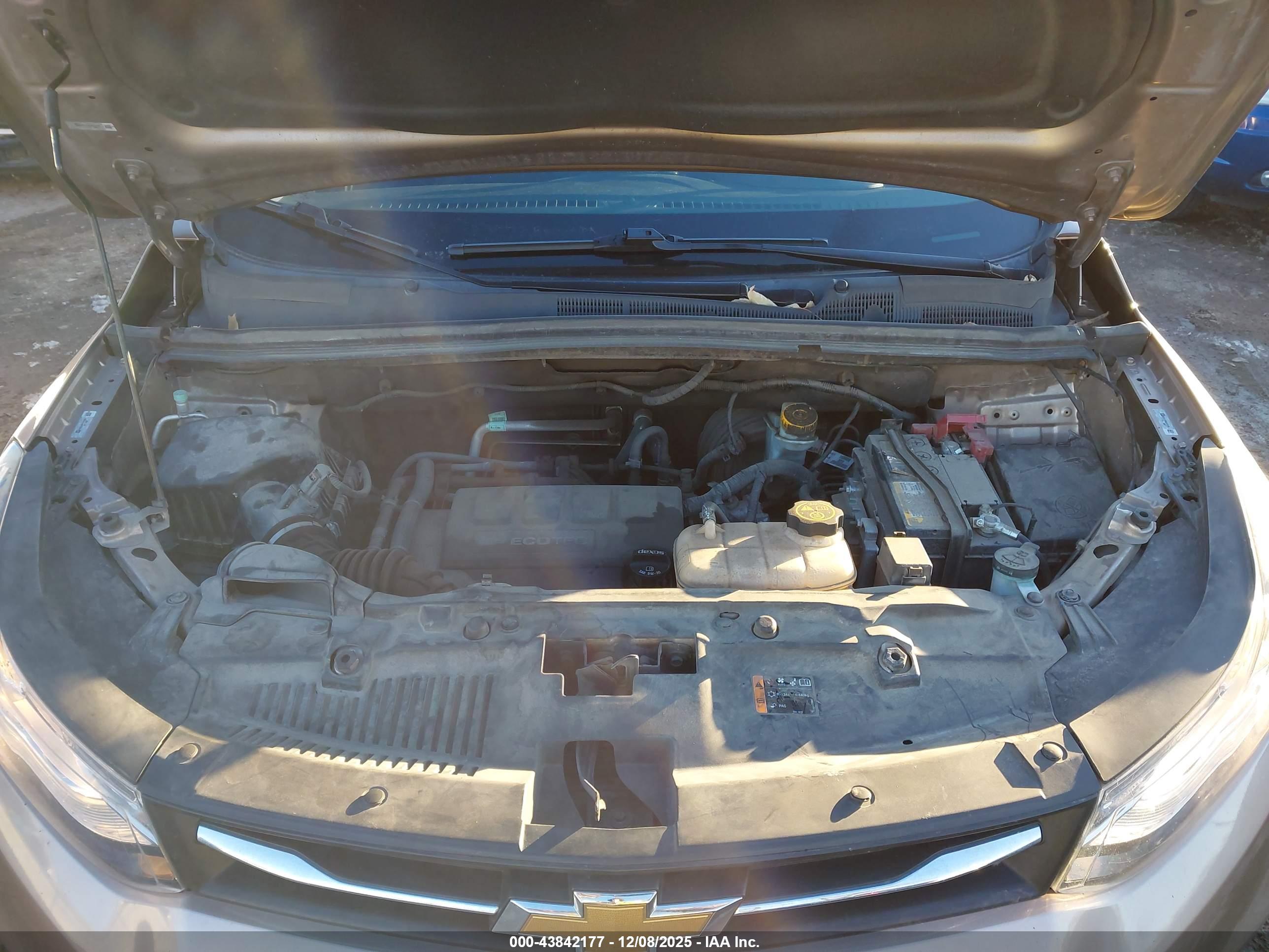 CHEVROLET TRAX image 10