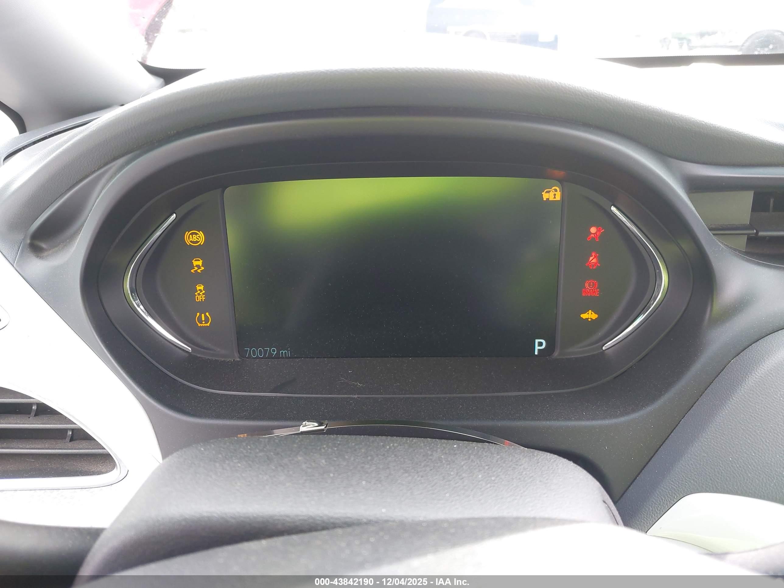 CHEVROLET BOLT image 7