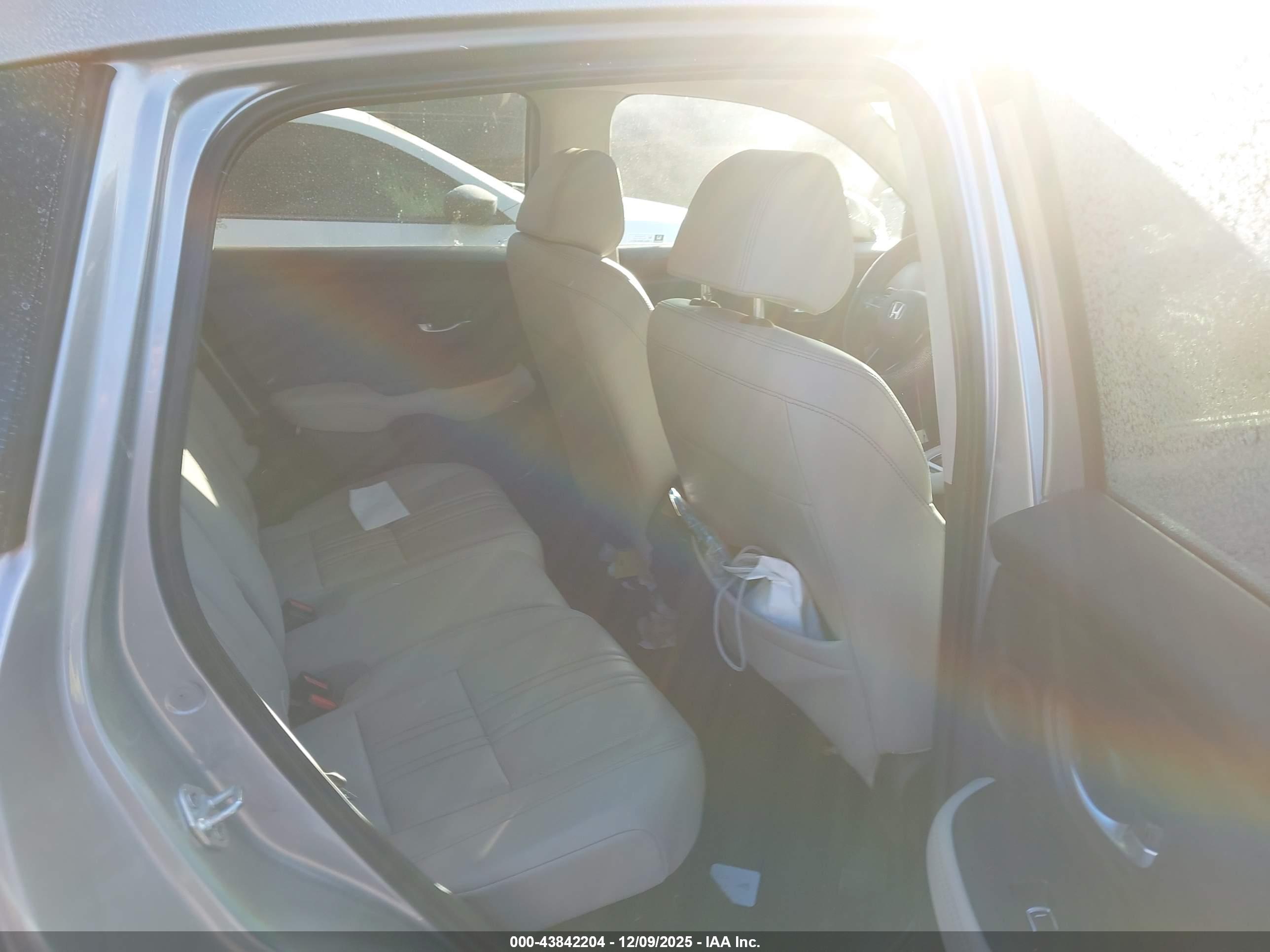 HONDA HR-V image 8