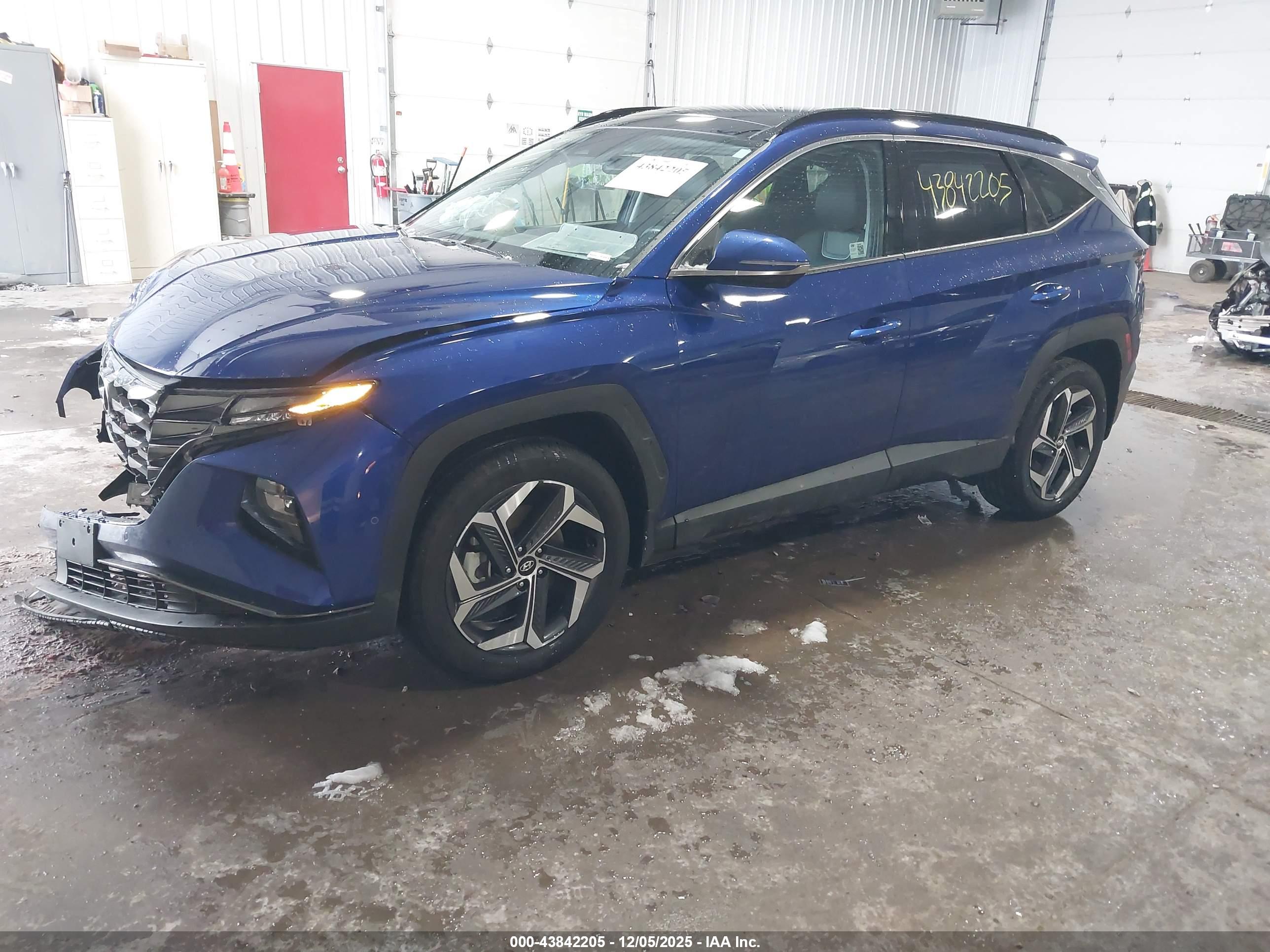 HYUNDAI TUCSON image 2