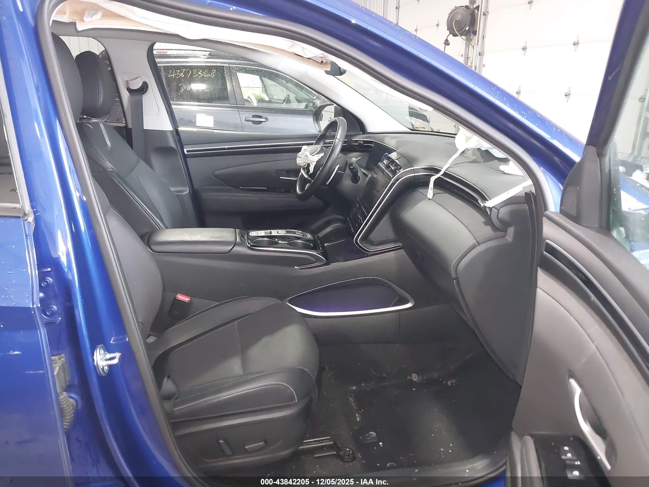 HYUNDAI TUCSON image 5