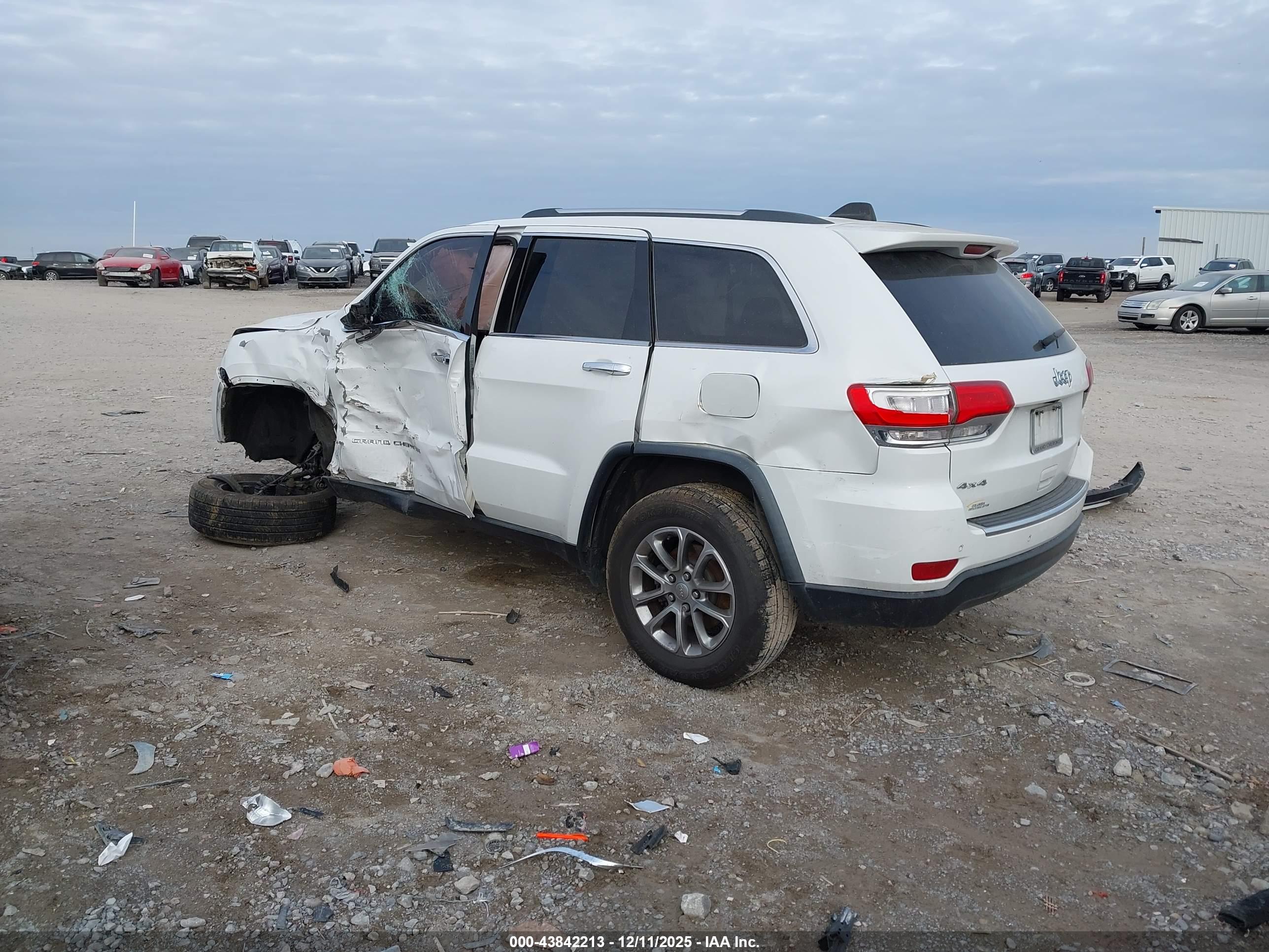 JEEP GRAND image 3