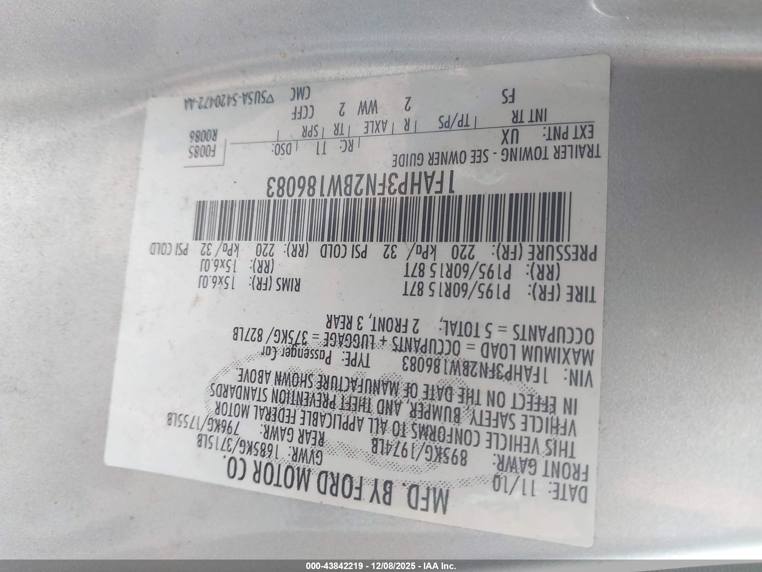 FORD FOCUS image 9
