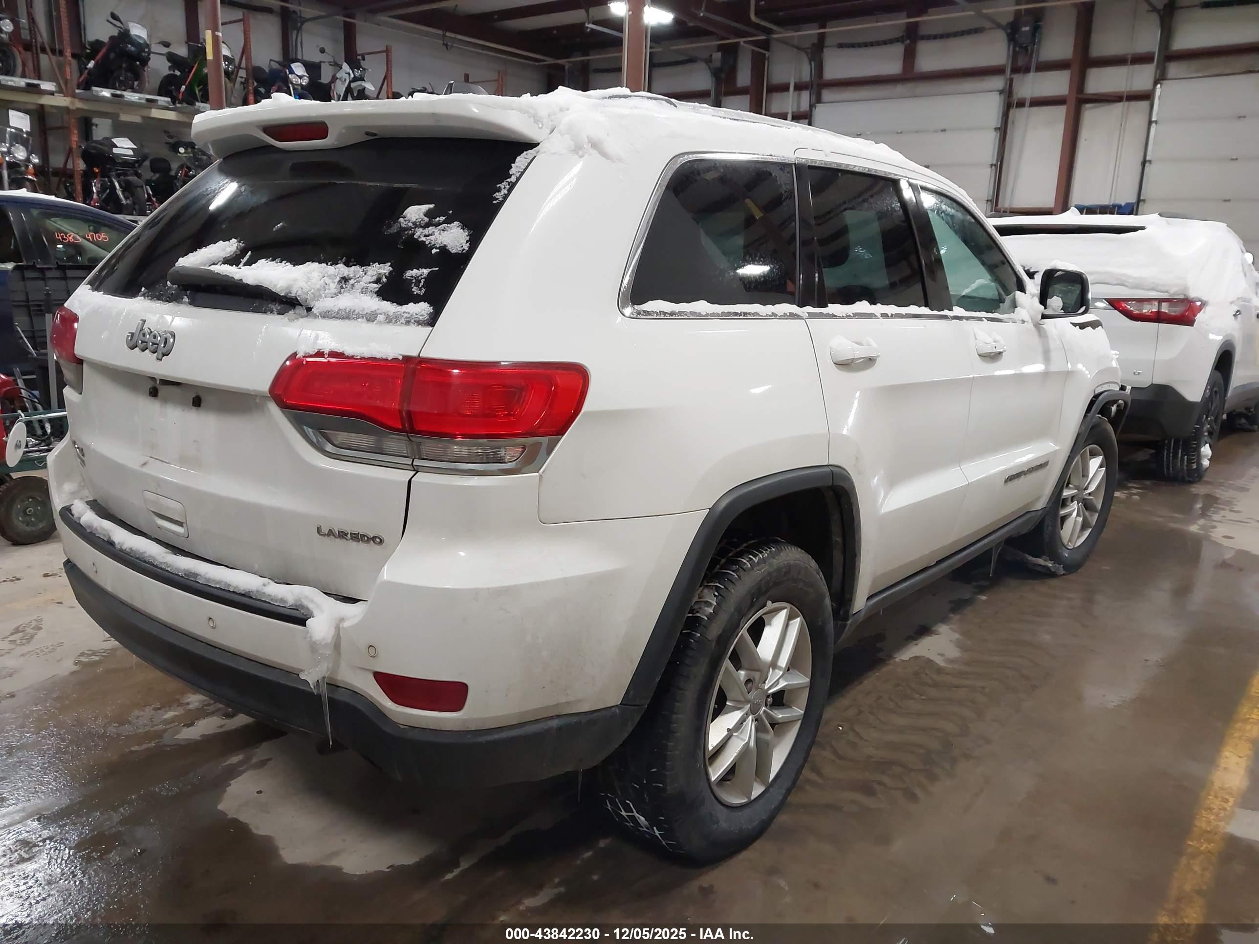 JEEP GRAND image 4