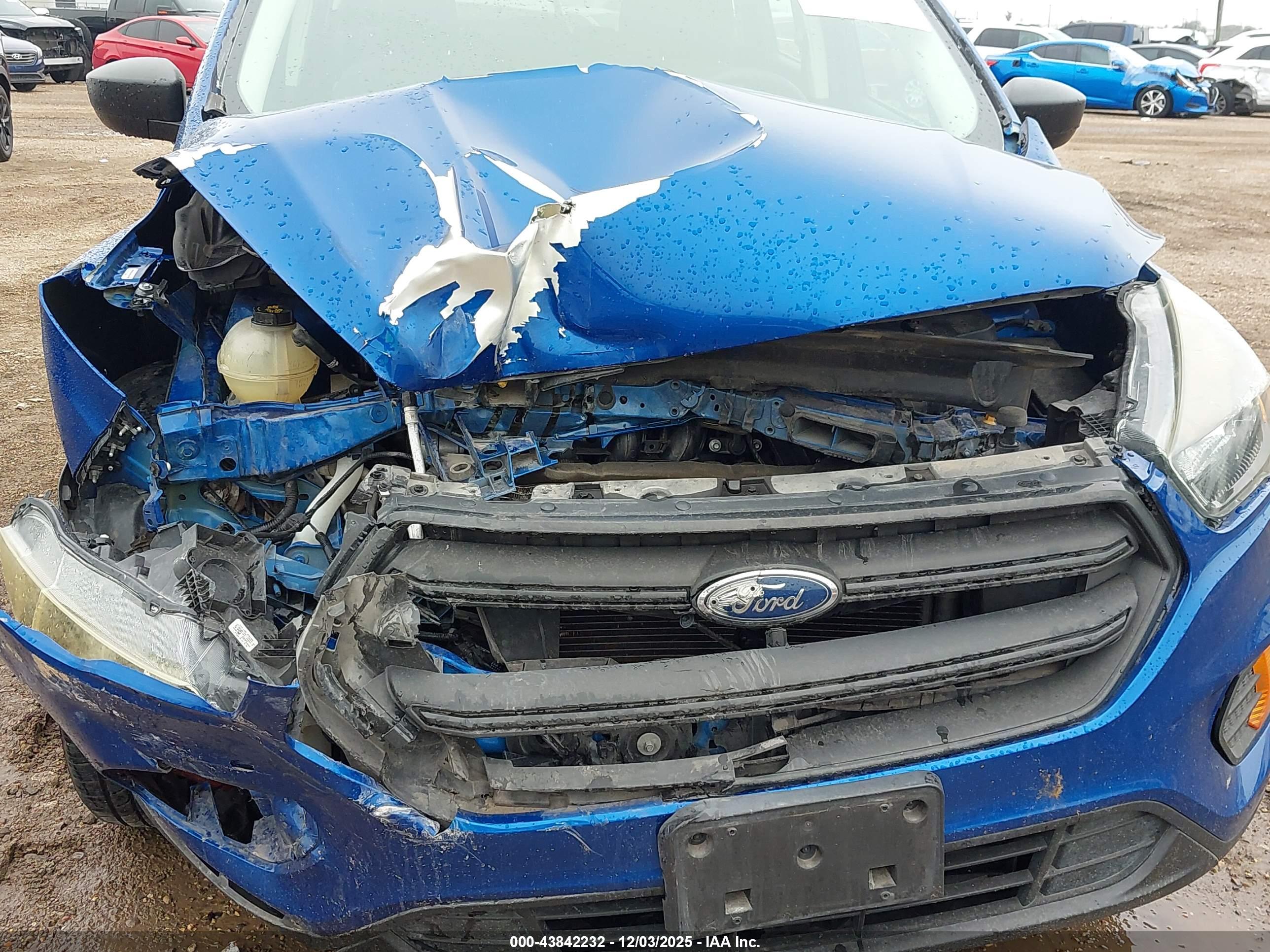 FORD ESCAPE image 6