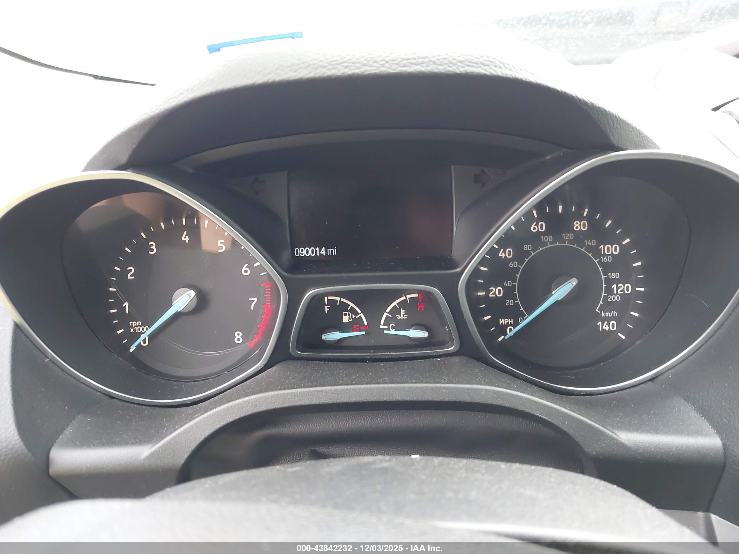 FORD ESCAPE image 7