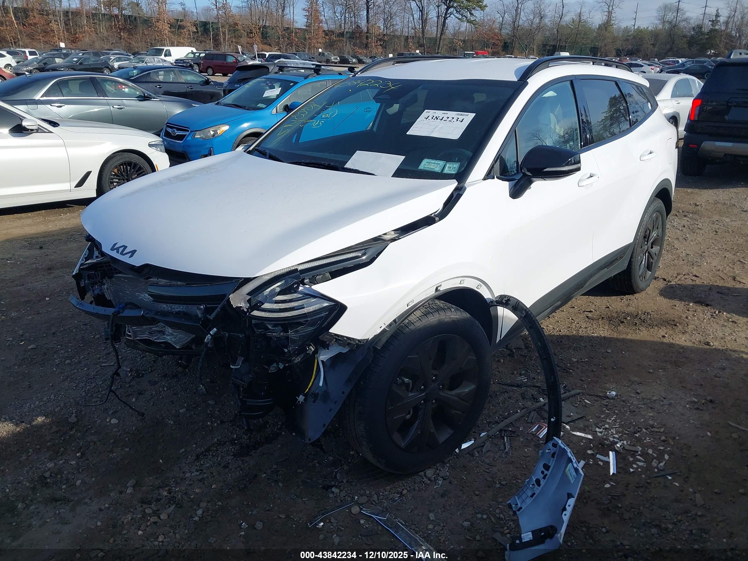 KIA SPORTAGE image 2
