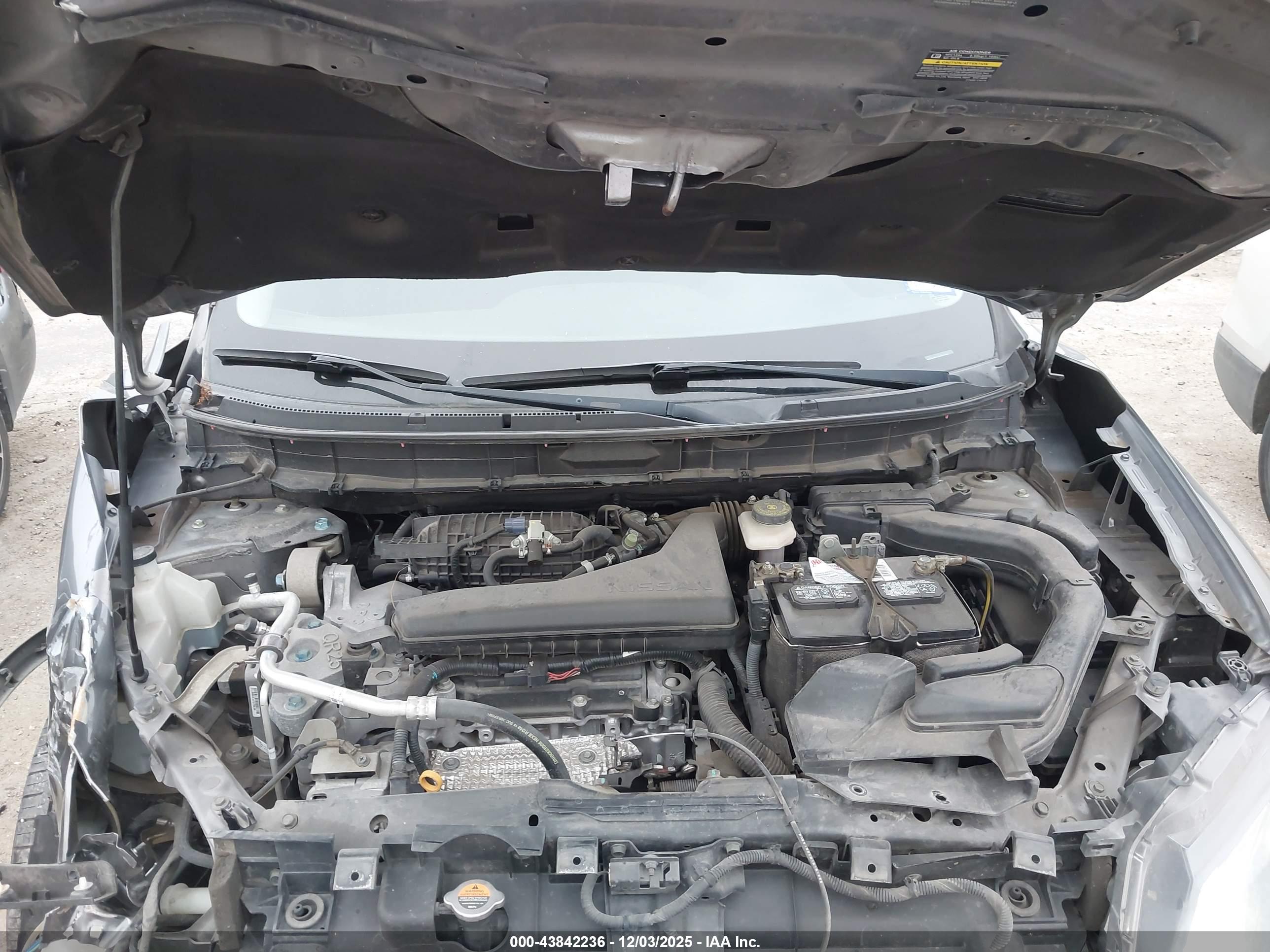 NISSAN ROGUE image 10