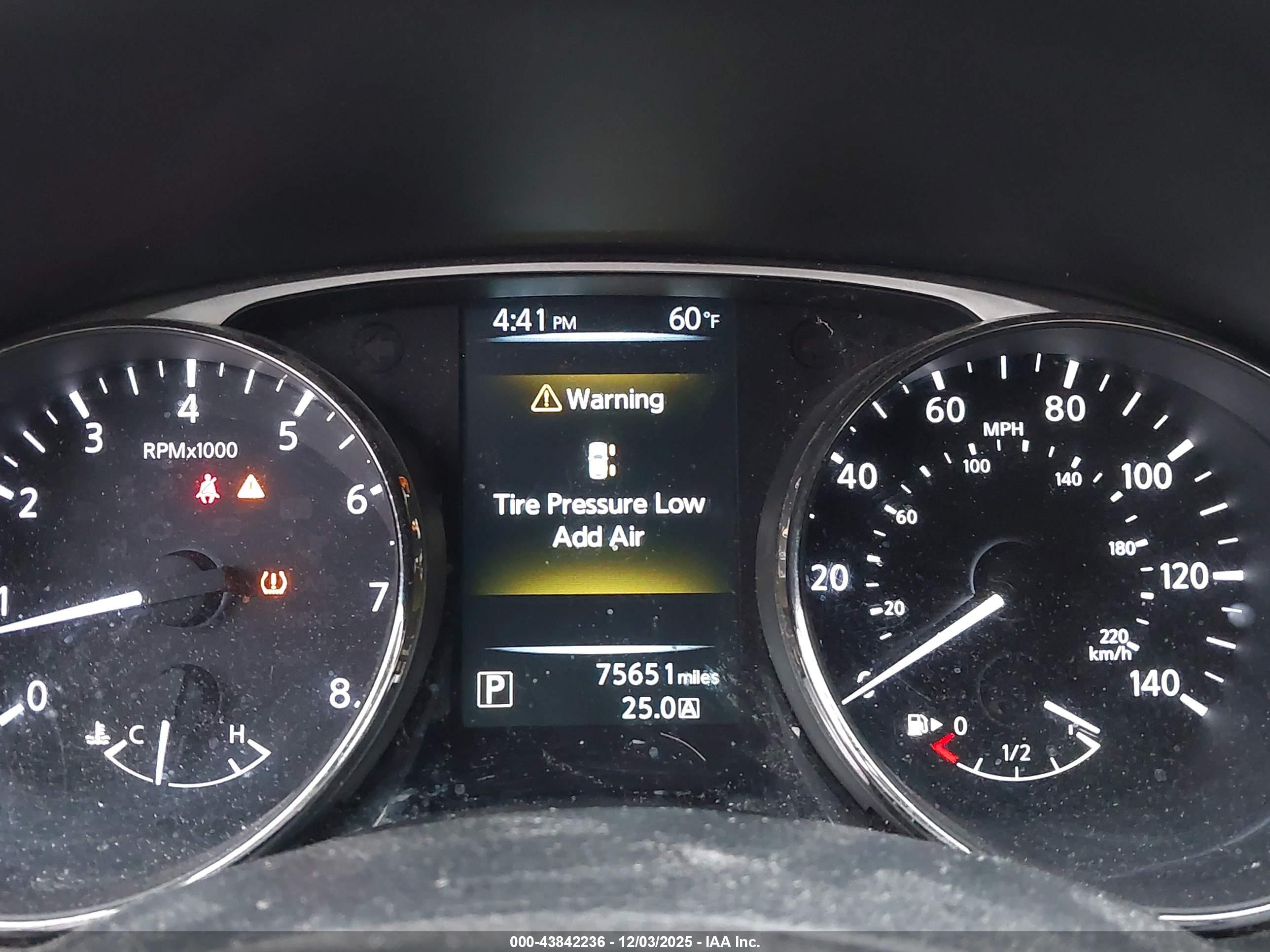 NISSAN ROGUE image 7