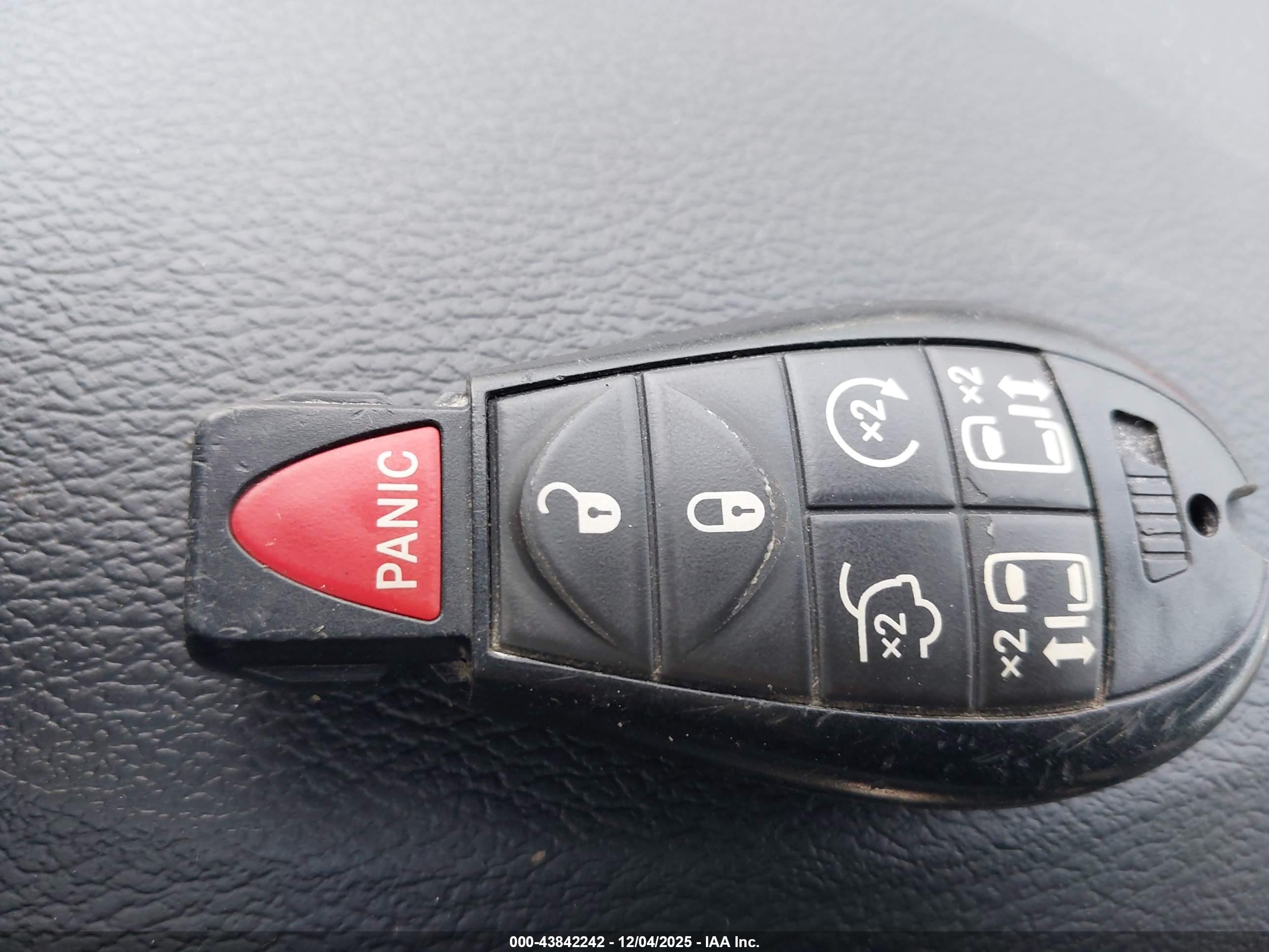 DODGE GRAND image 11