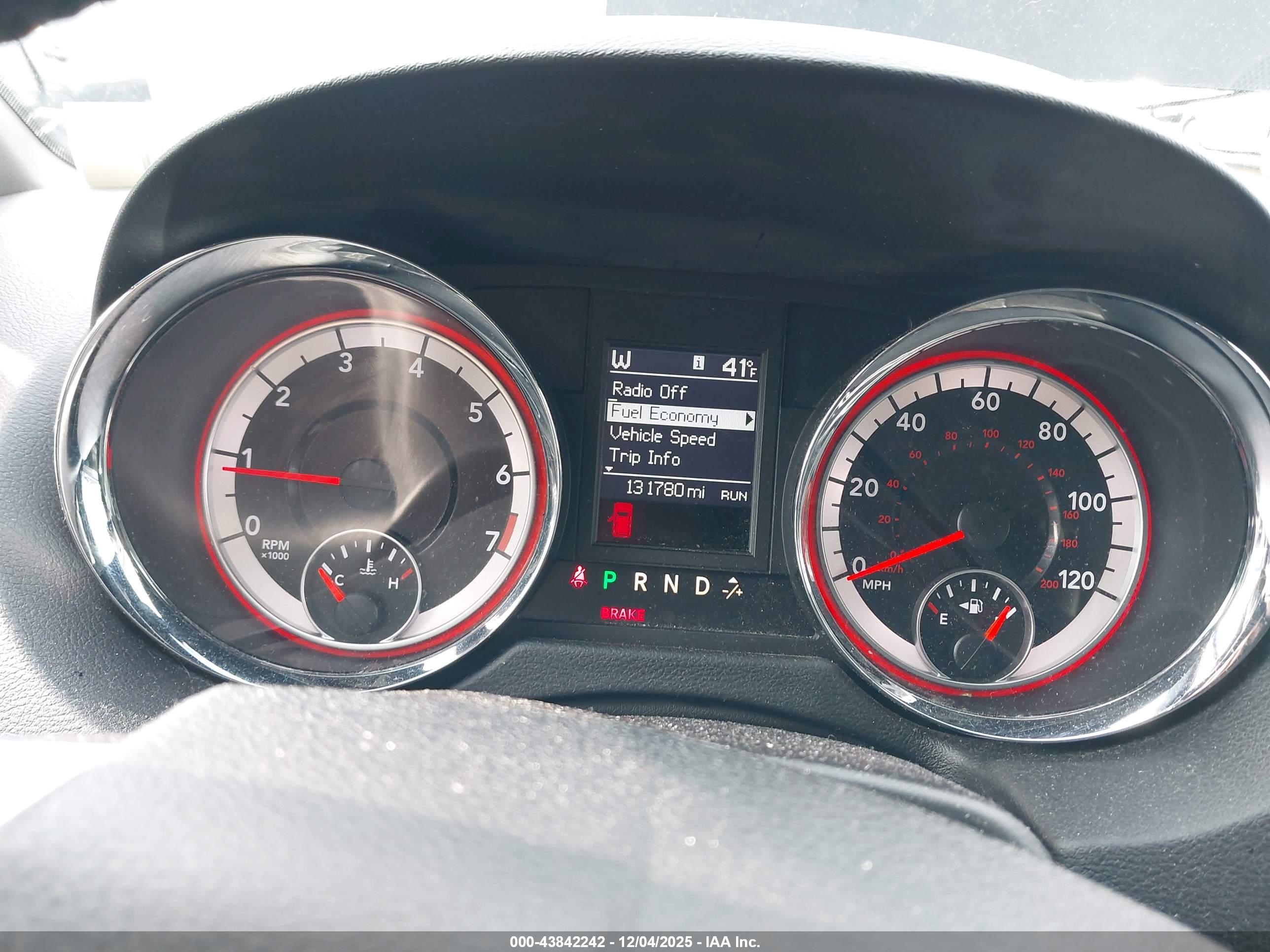 DODGE GRAND image 7