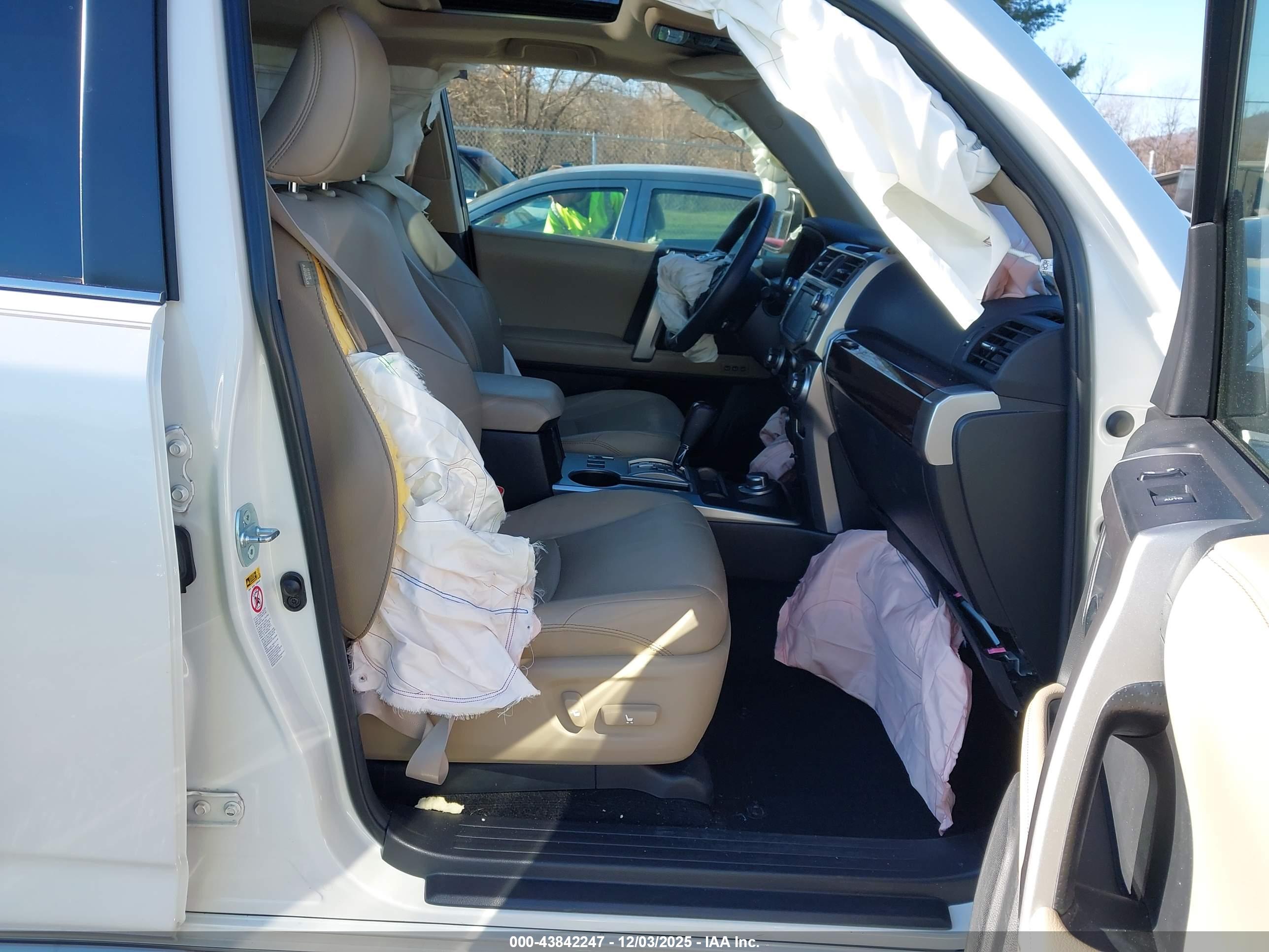 TOYOTA 4RUNNER image 5