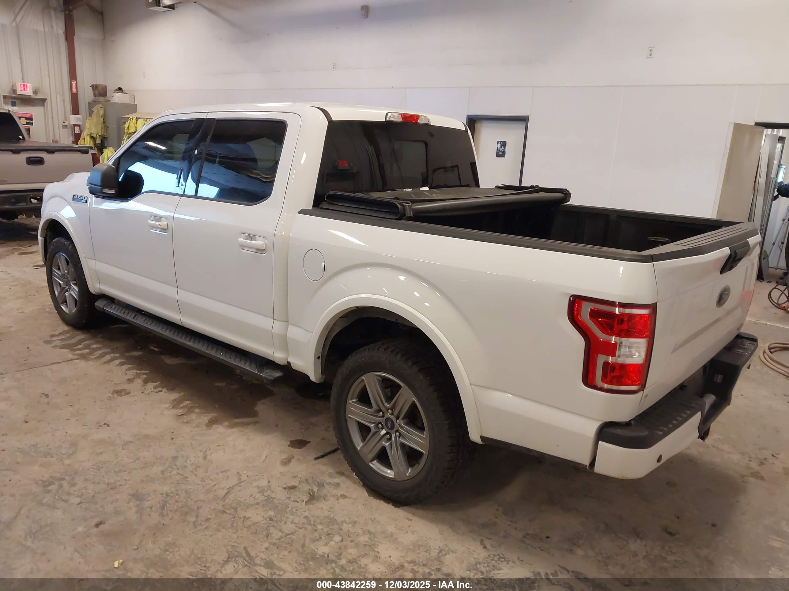 FORD F-150 image 3