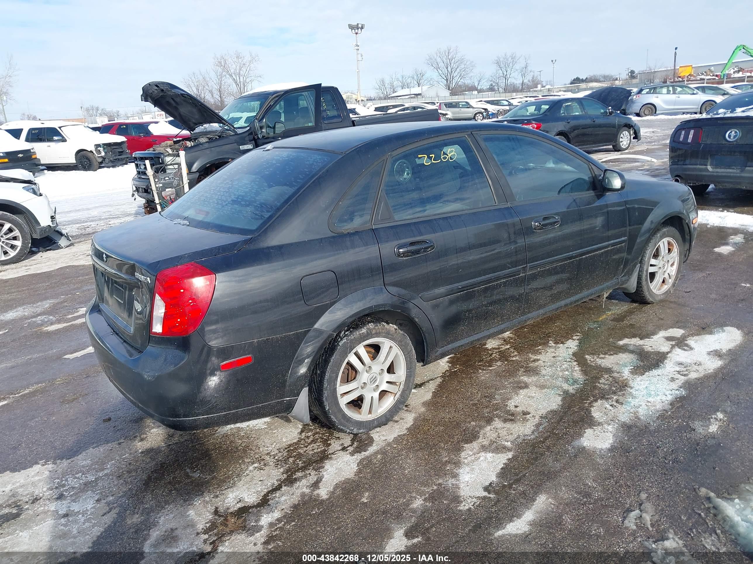 SUZUKI FORENZA image 4