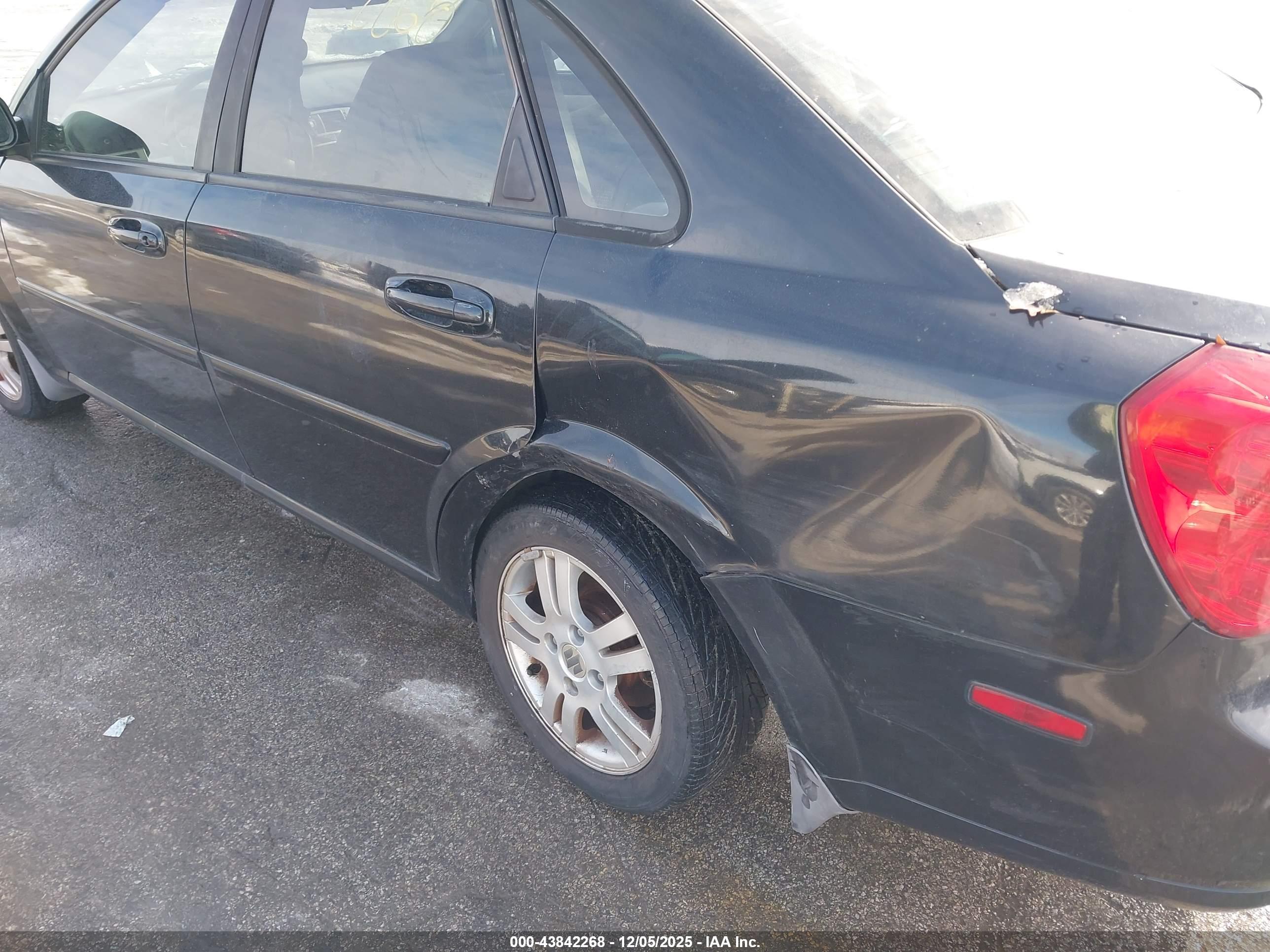 SUZUKI FORENZA image 6