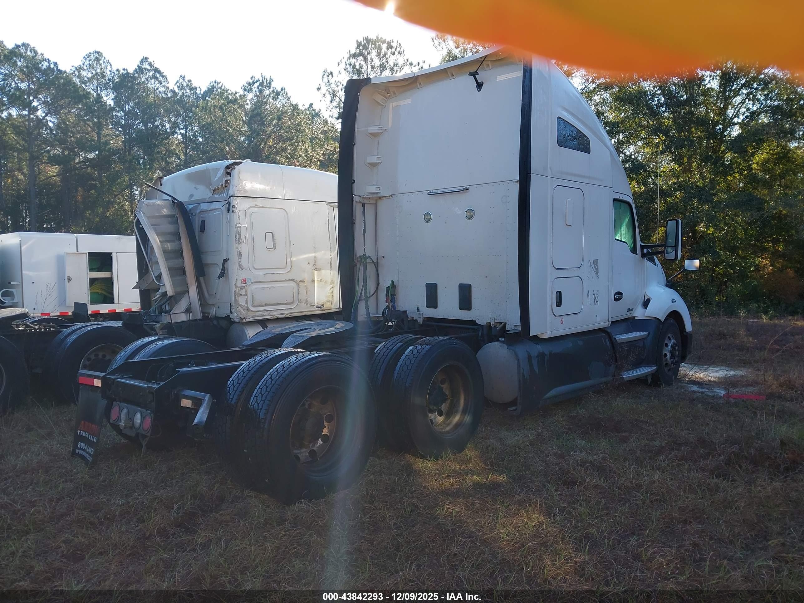 KENWORTH T680 image 4