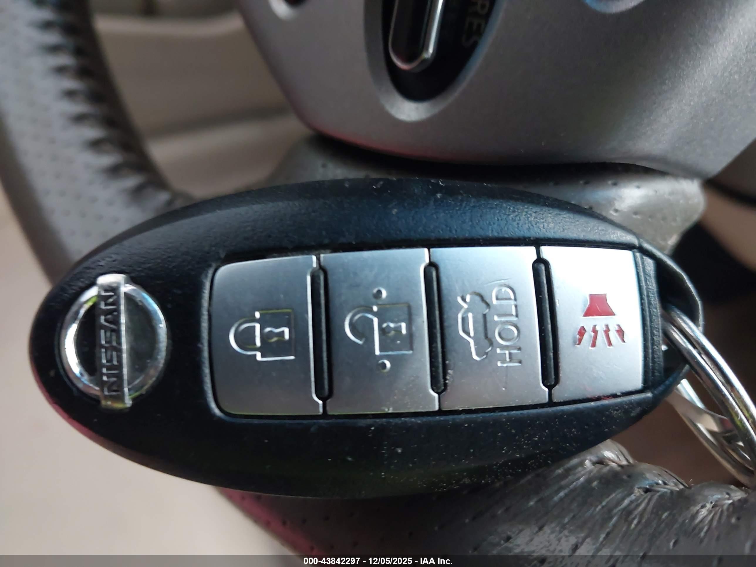 NISSAN ALTIMA image 11