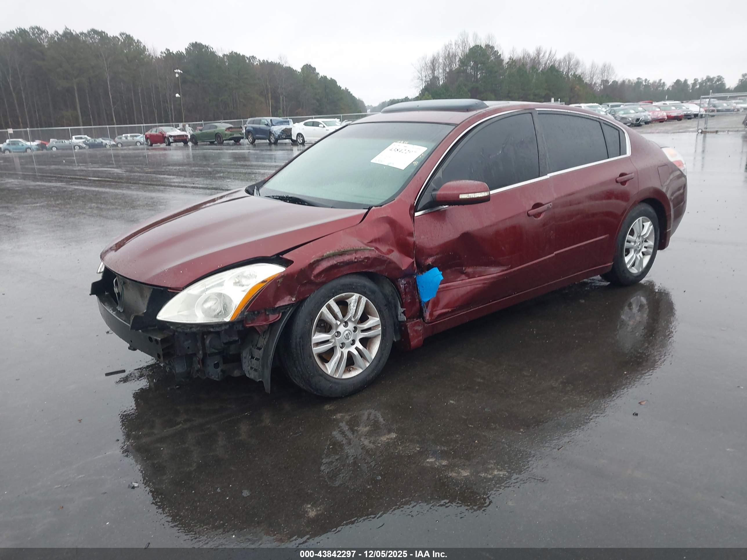 NISSAN ALTIMA image 2