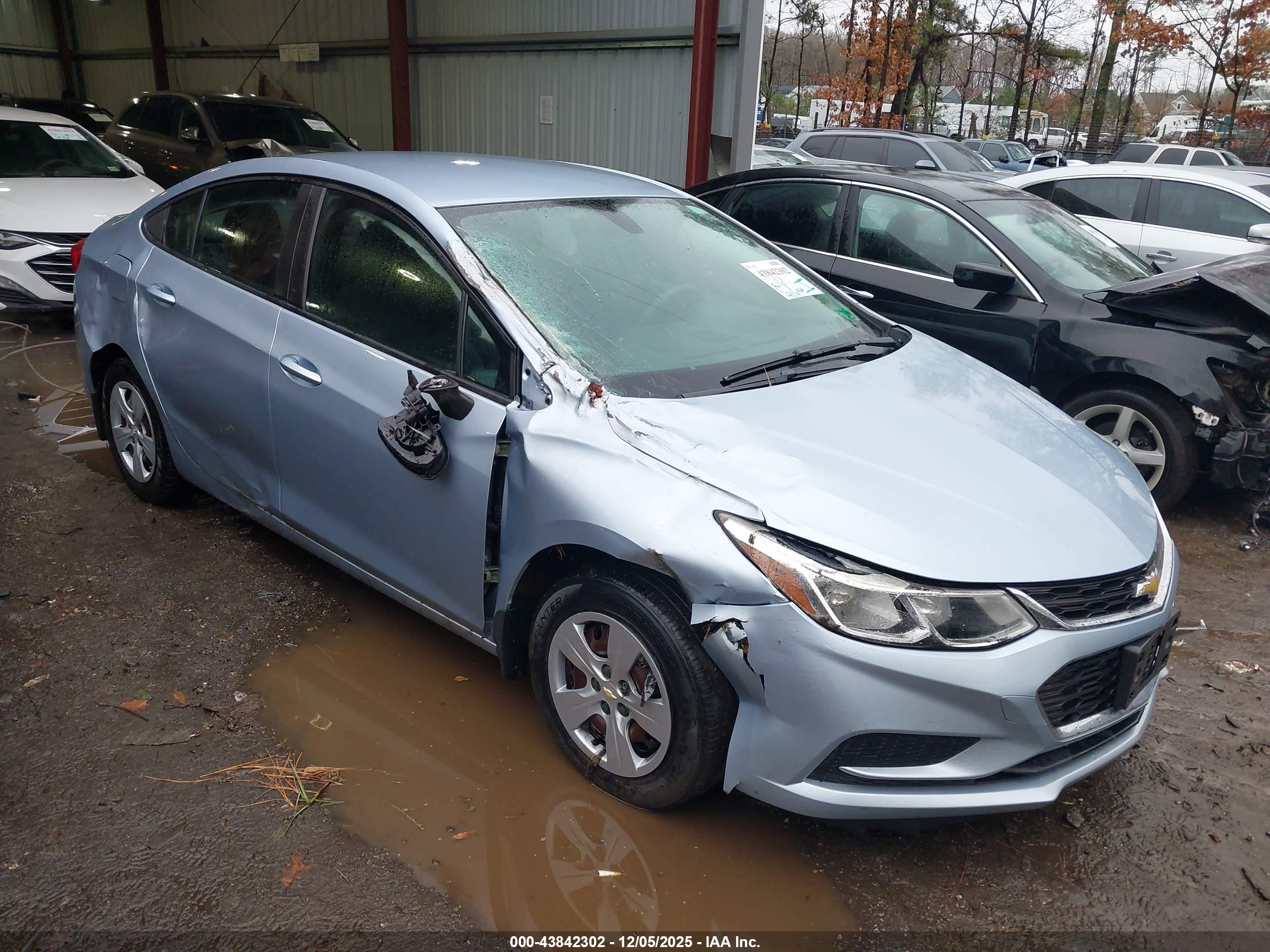 CHEVROLET CRUZE image 6