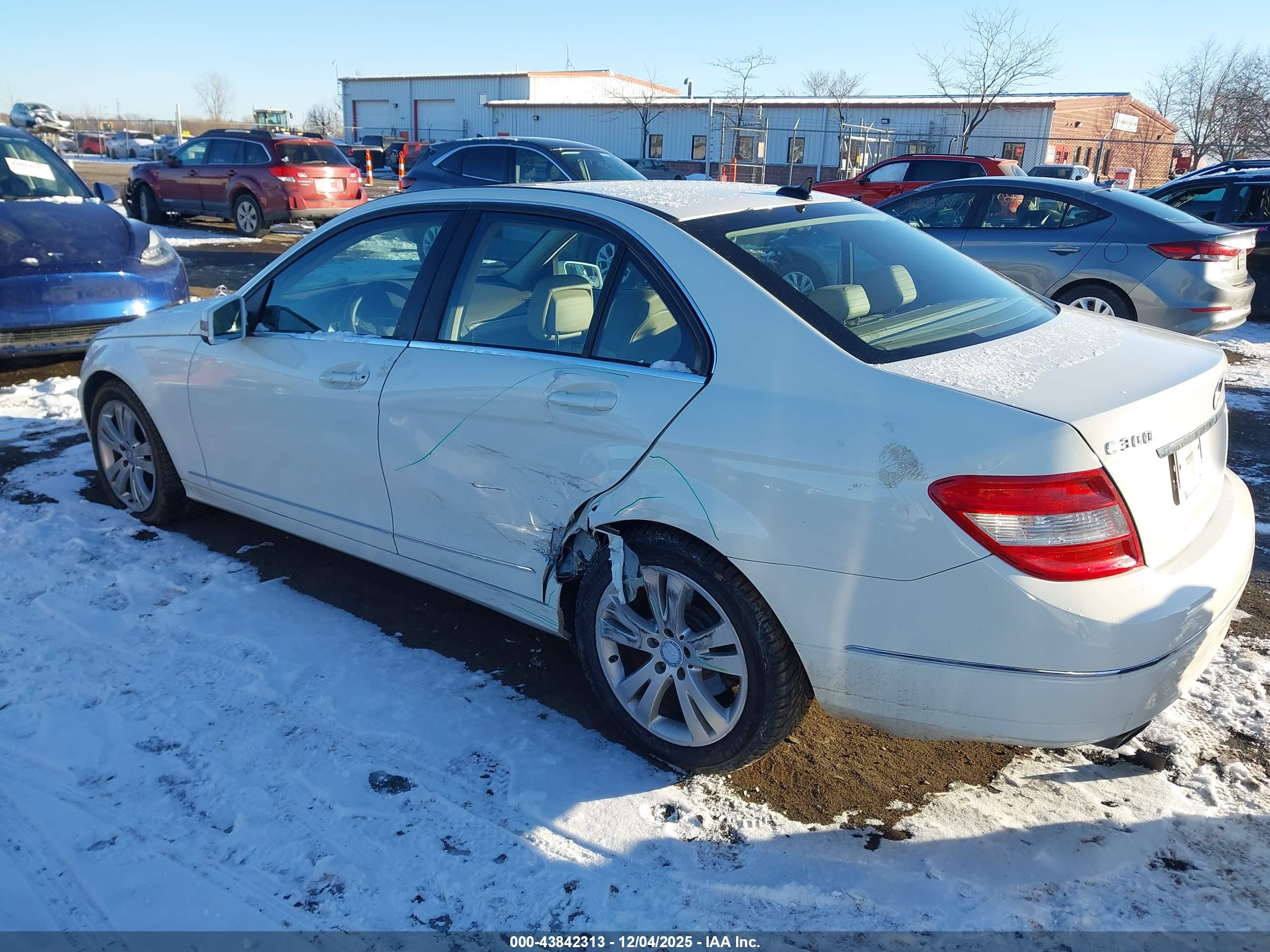 MERCEDES-BENZ C image 3