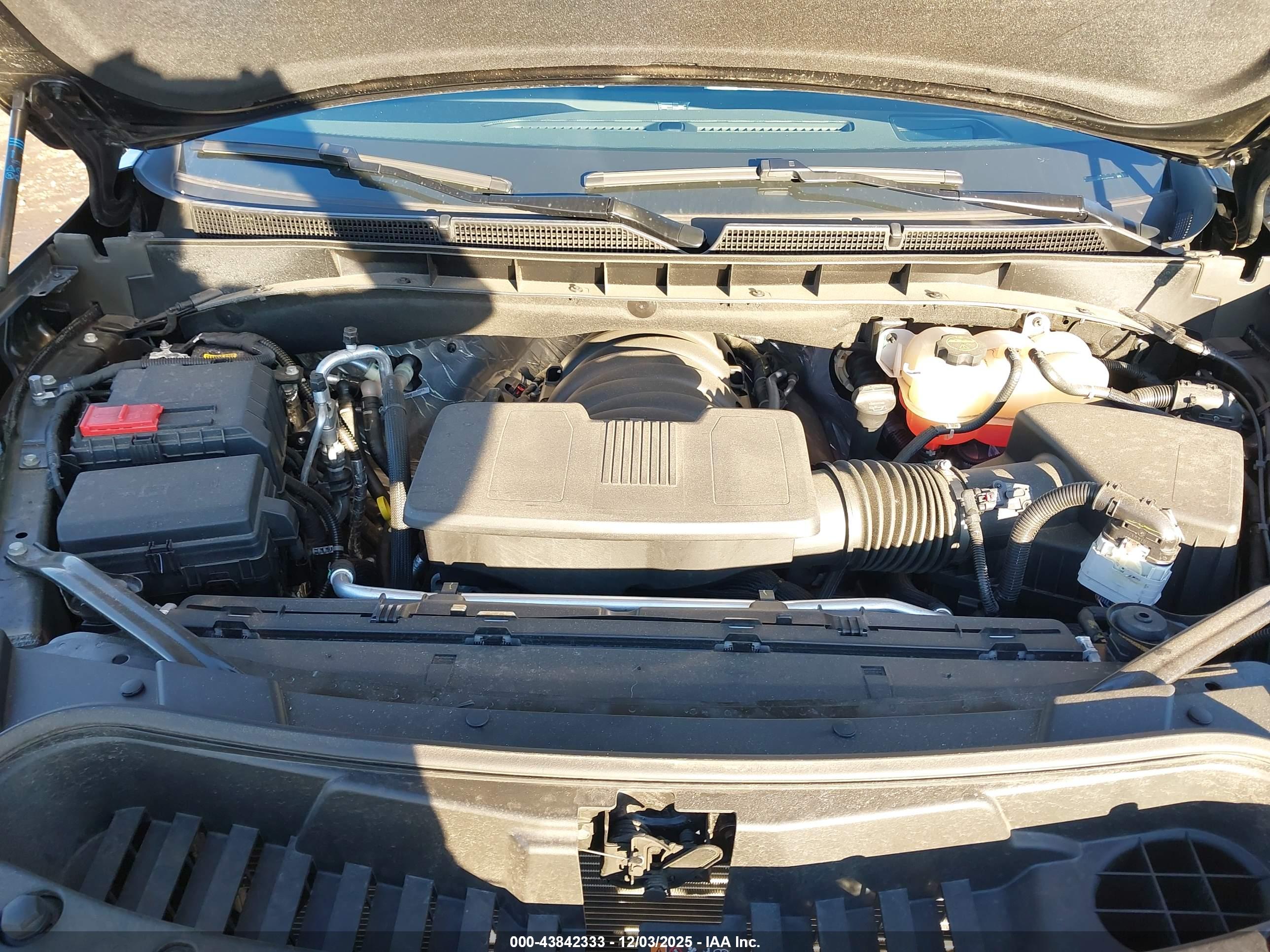 CADILLAC ESCALADE image 10