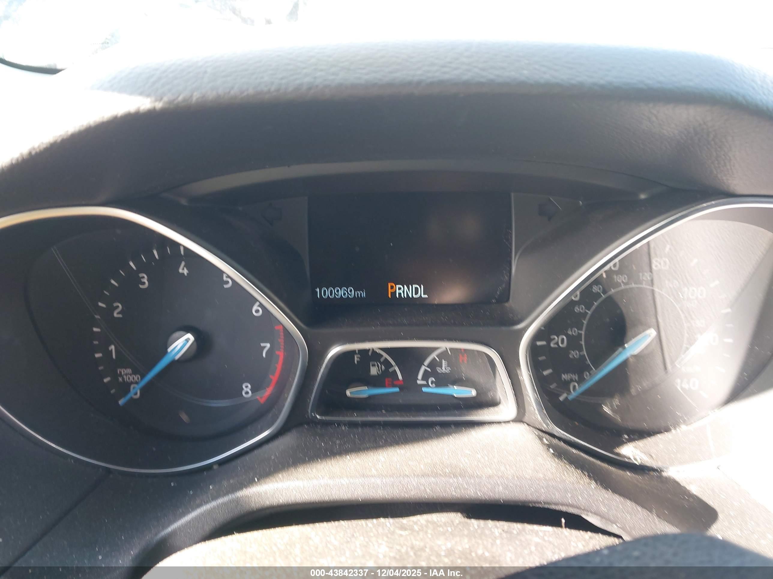 FORD FOCUS image 7