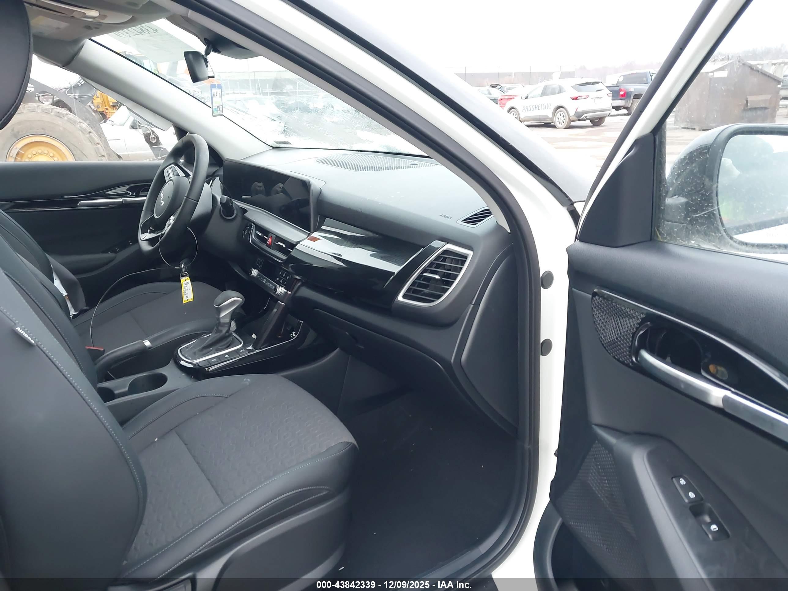 KIA SELTOS image 5