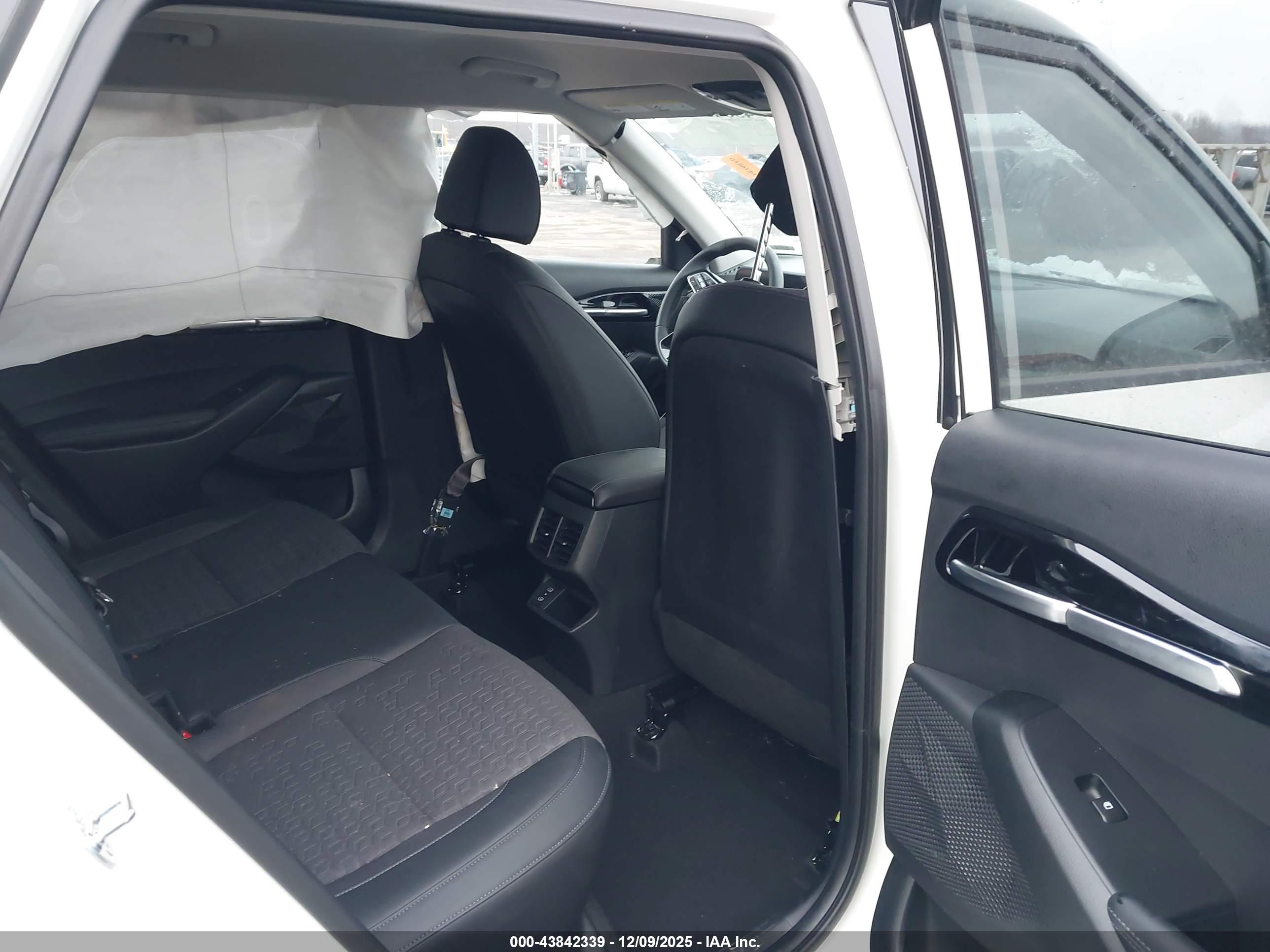 KIA SELTOS image 8