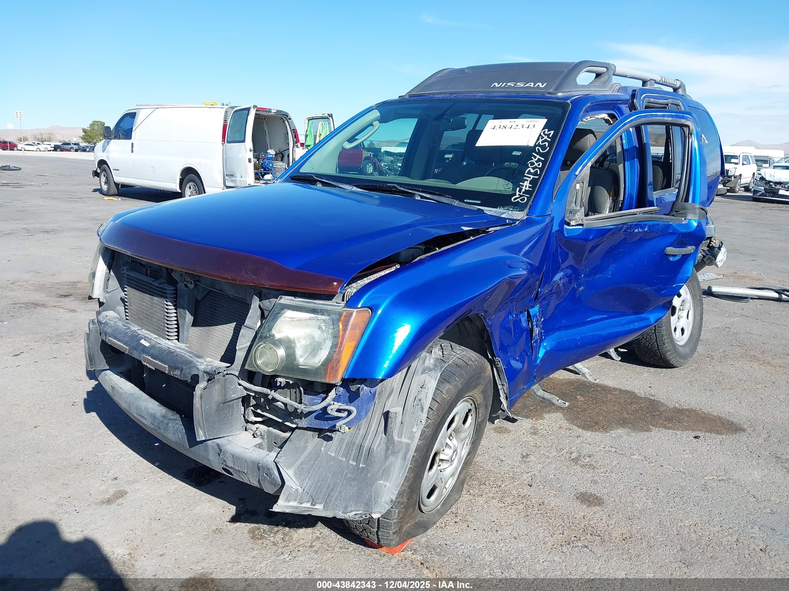 NISSAN XTERRA image 2