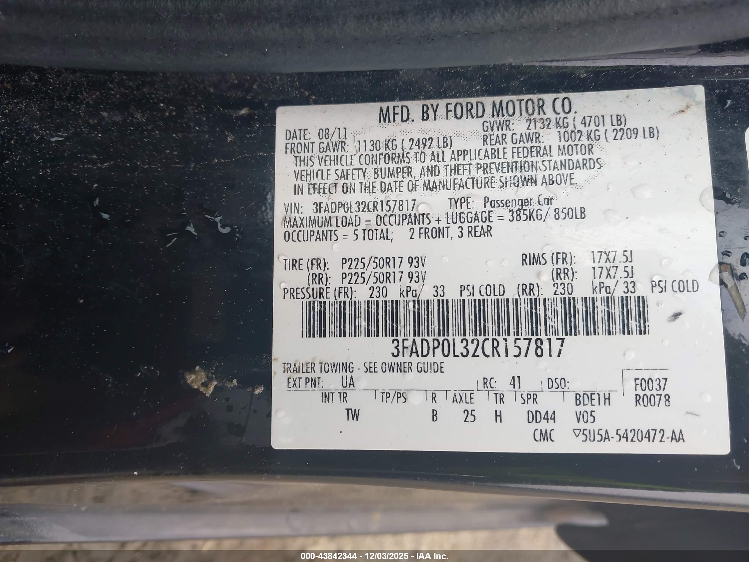 FORD FUSION image 9