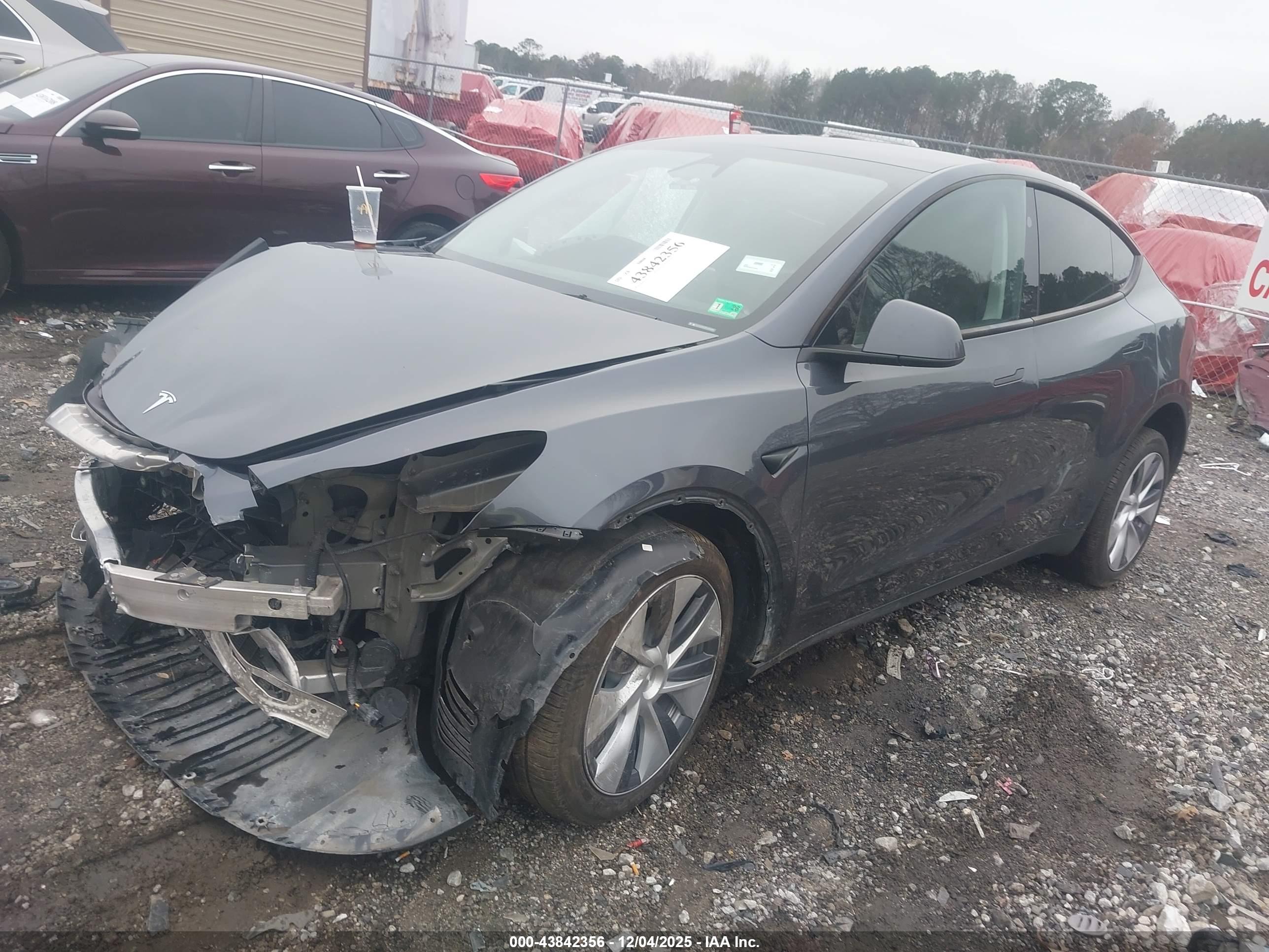 TESLA MODEL image 2