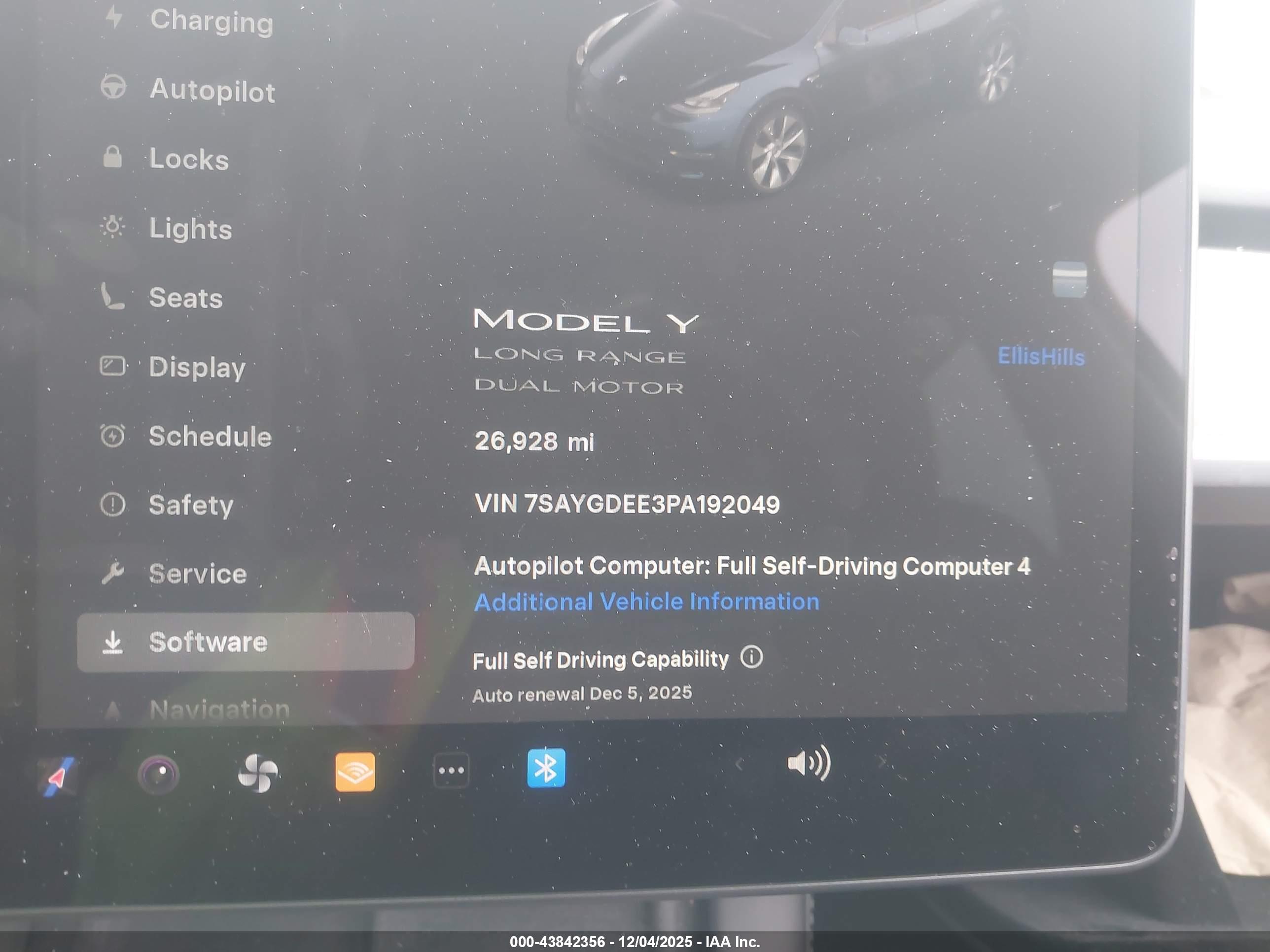 TESLA MODEL image 7