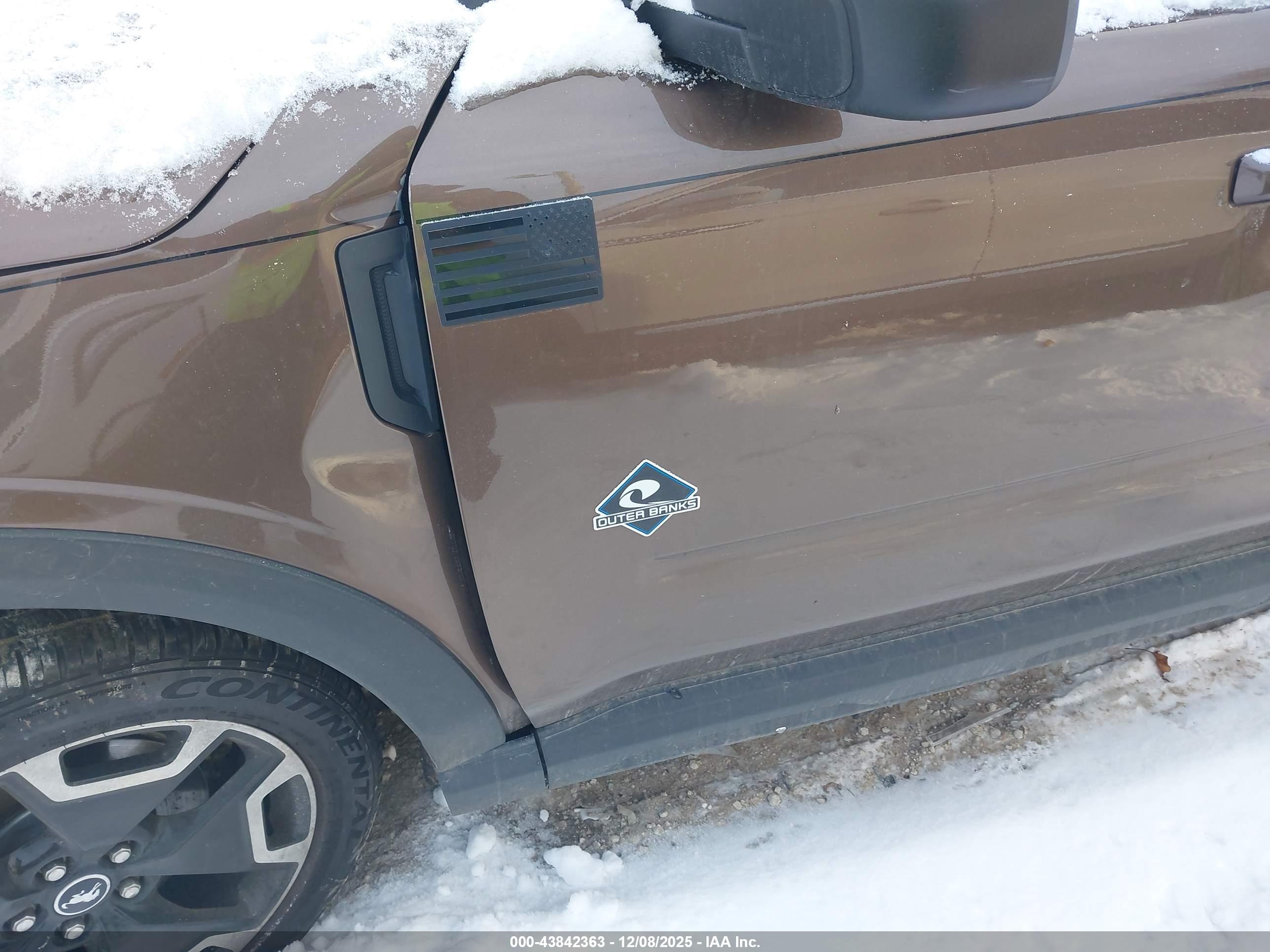 FORD BRONCO image 6