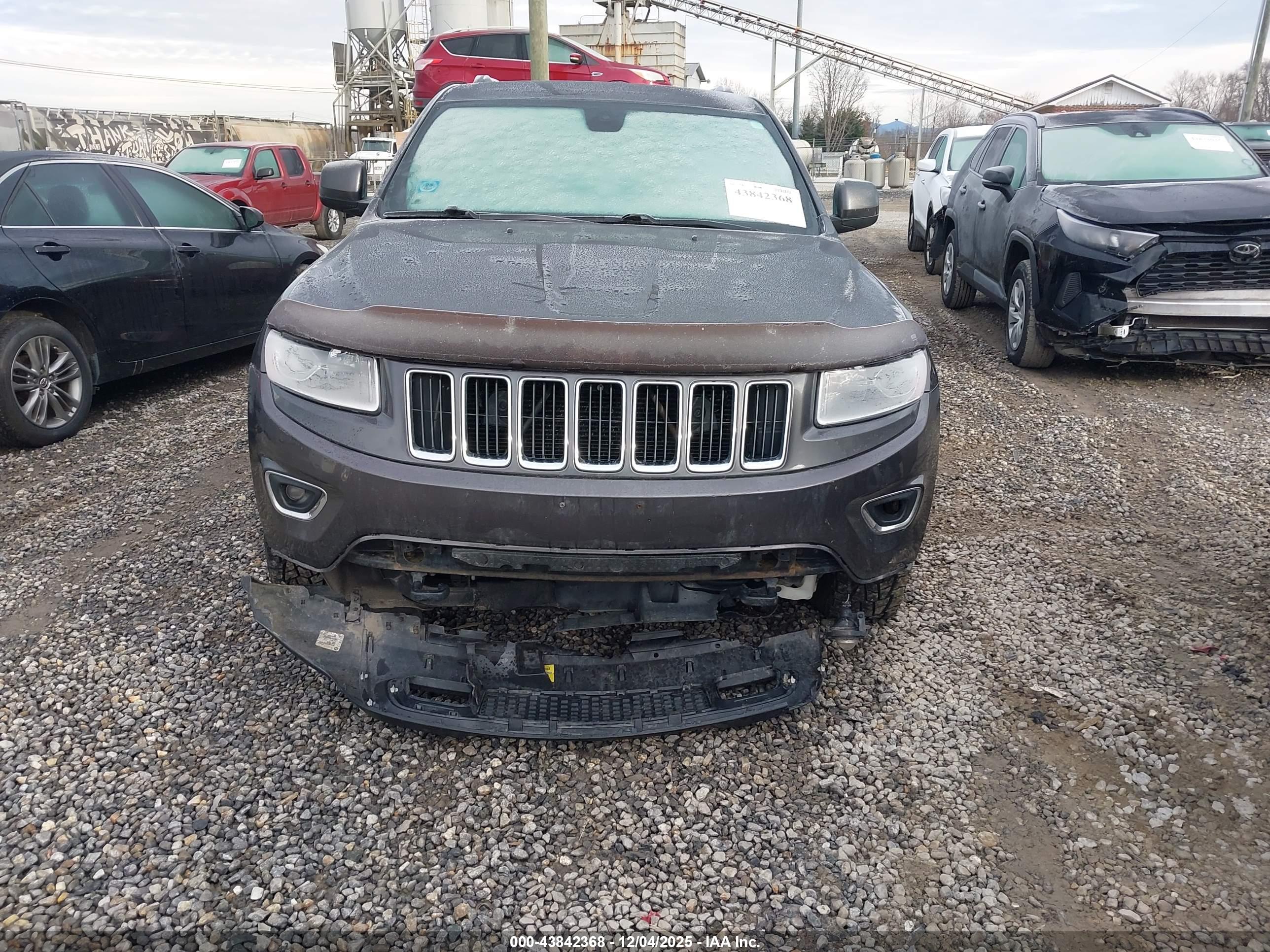 JEEP GRAND image 6